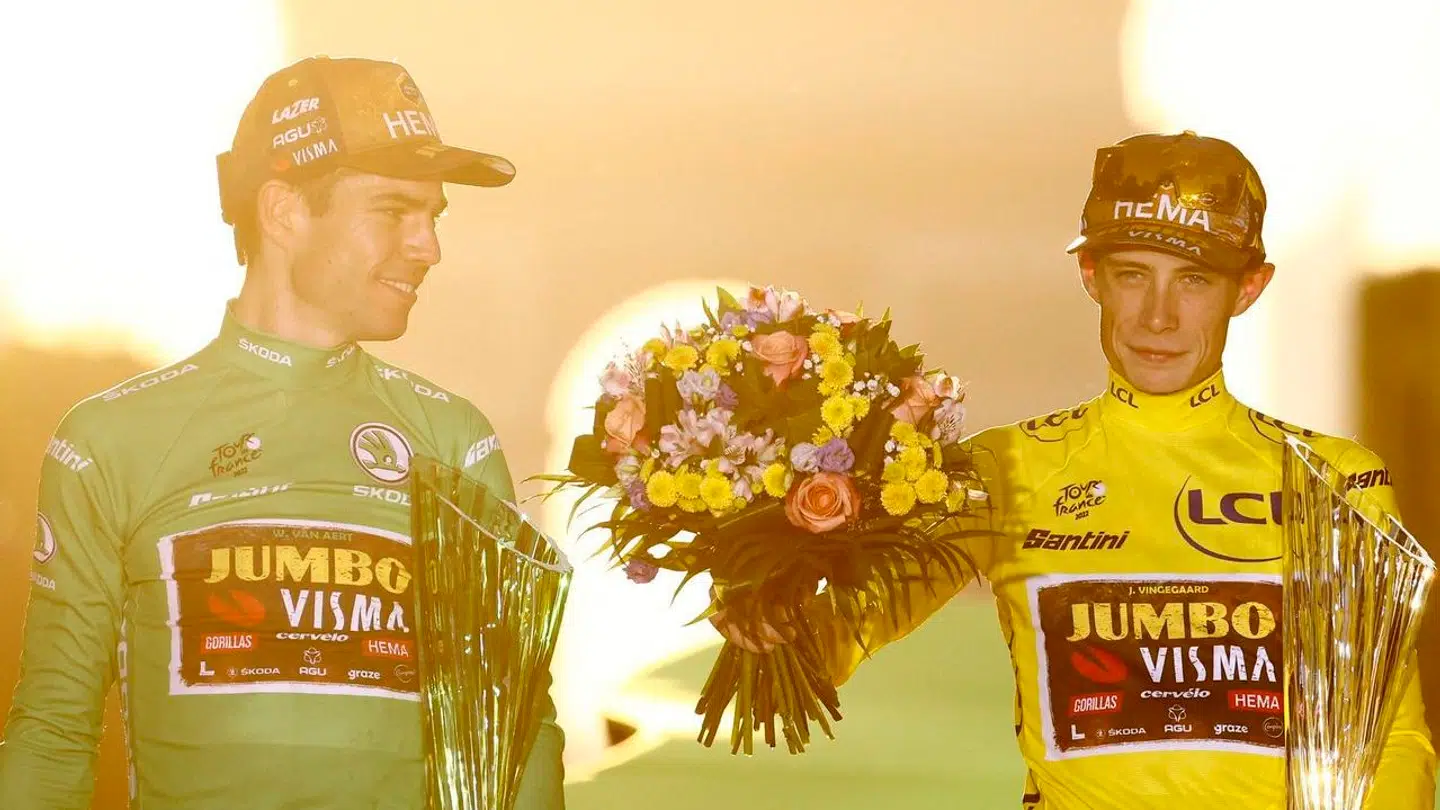 For et år siden på Champs Elysees - da alt var fryd og gammen på Jumbo-Visma.