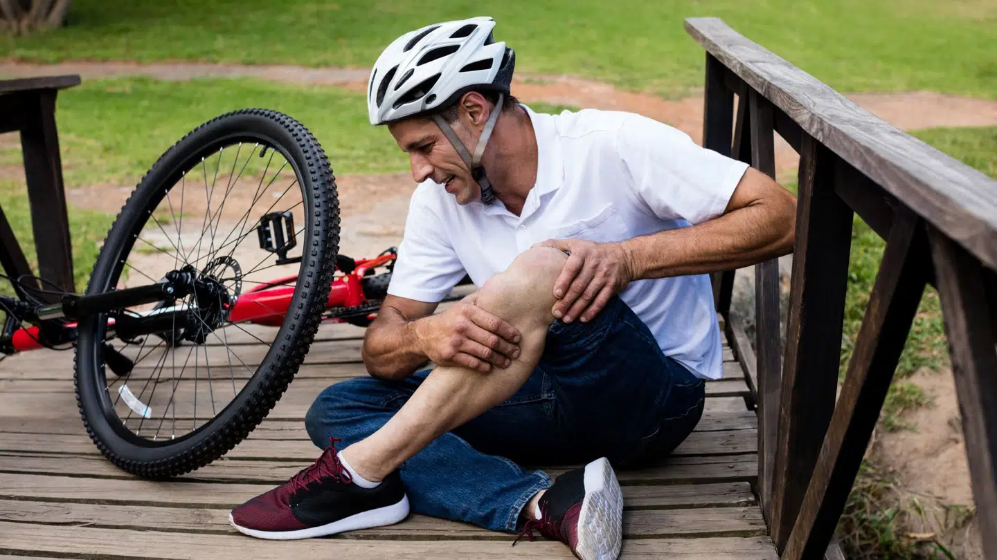 Midaldrende mænd er den gruppe, der oftest kommer til skade om sommeren.