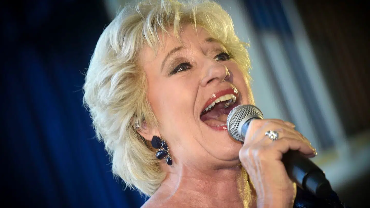 Birthe Kjær og Aarhus Jazzorkester giver koncert i Rådhushallen i Aarhus