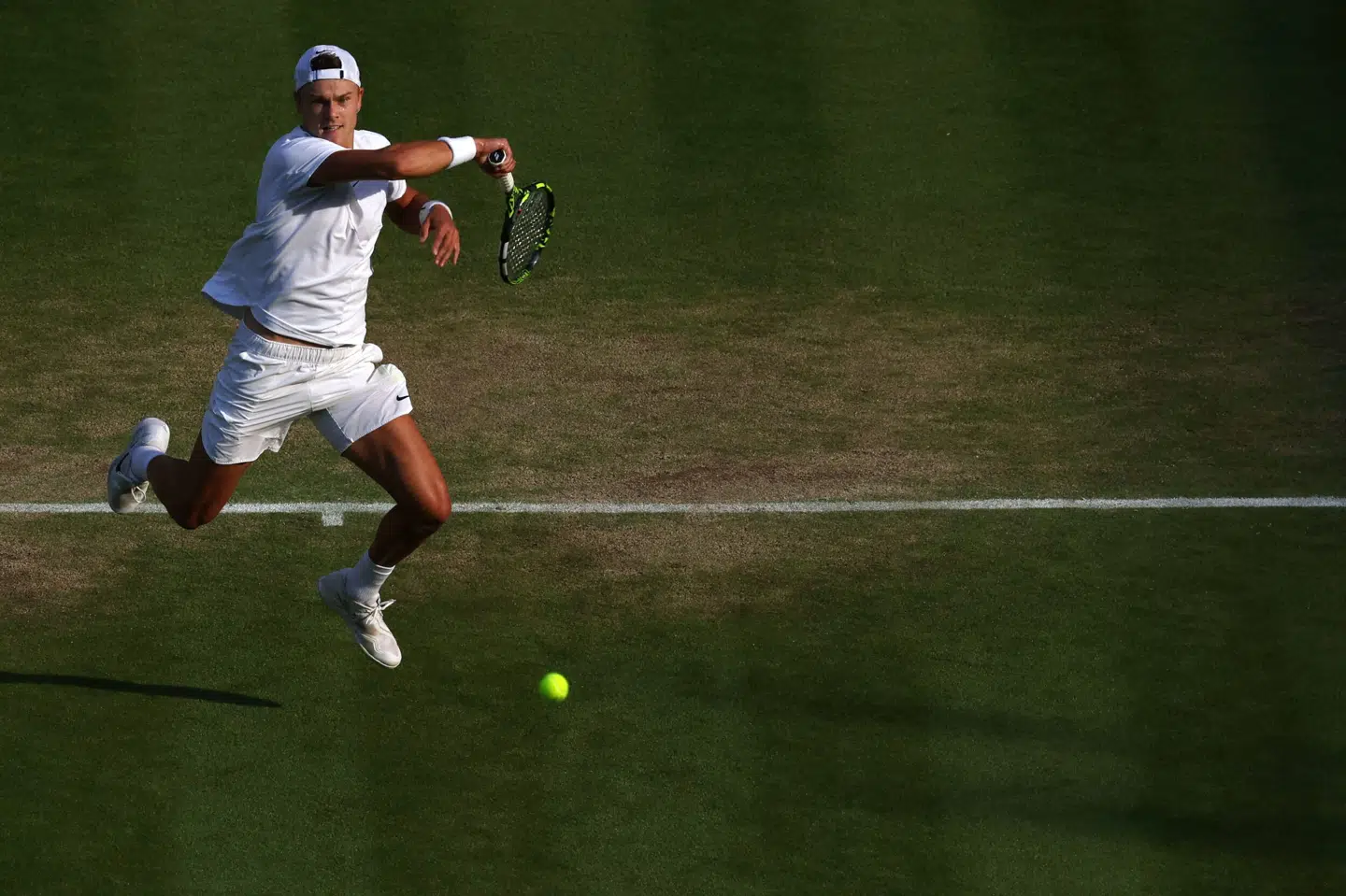 Masser af omtale af den danske tennisspiller Holger Rune kan have haft betydning for, at drengenavnet Holger stiger 14 pladser på listen over mest populære navne til nyfødte fra 2021-2022. Det vurderer navneforsker fra Københavns Universitet Birgit Eggert. Navnet lå nummer 46 i 2021 og nummer 32 i 2022. (Arkivfoto).