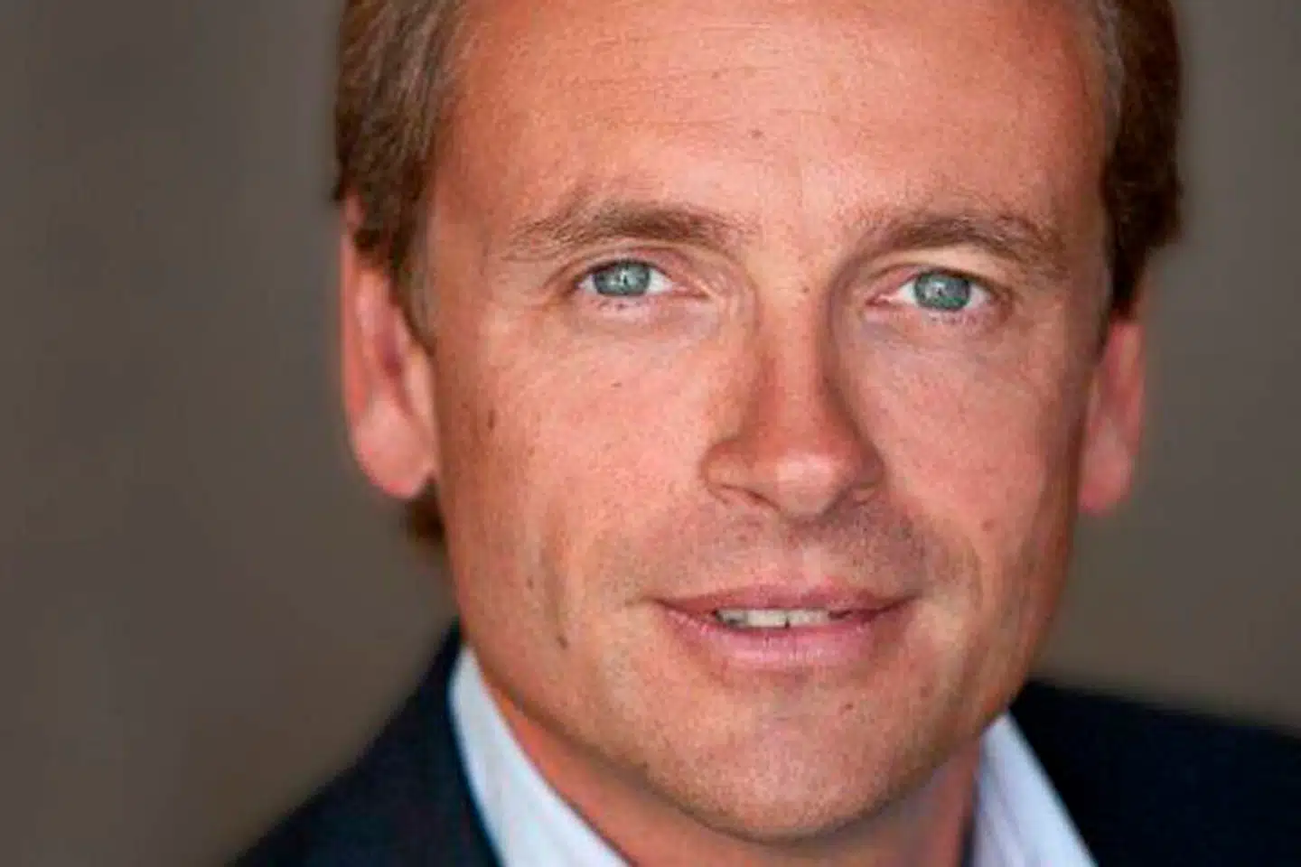 Morten Hummelmose har i 2022 tabt i alt 4,445 milliarder kroner. Det svarer til 12 millioner kroner i gennemsnit om dagen.