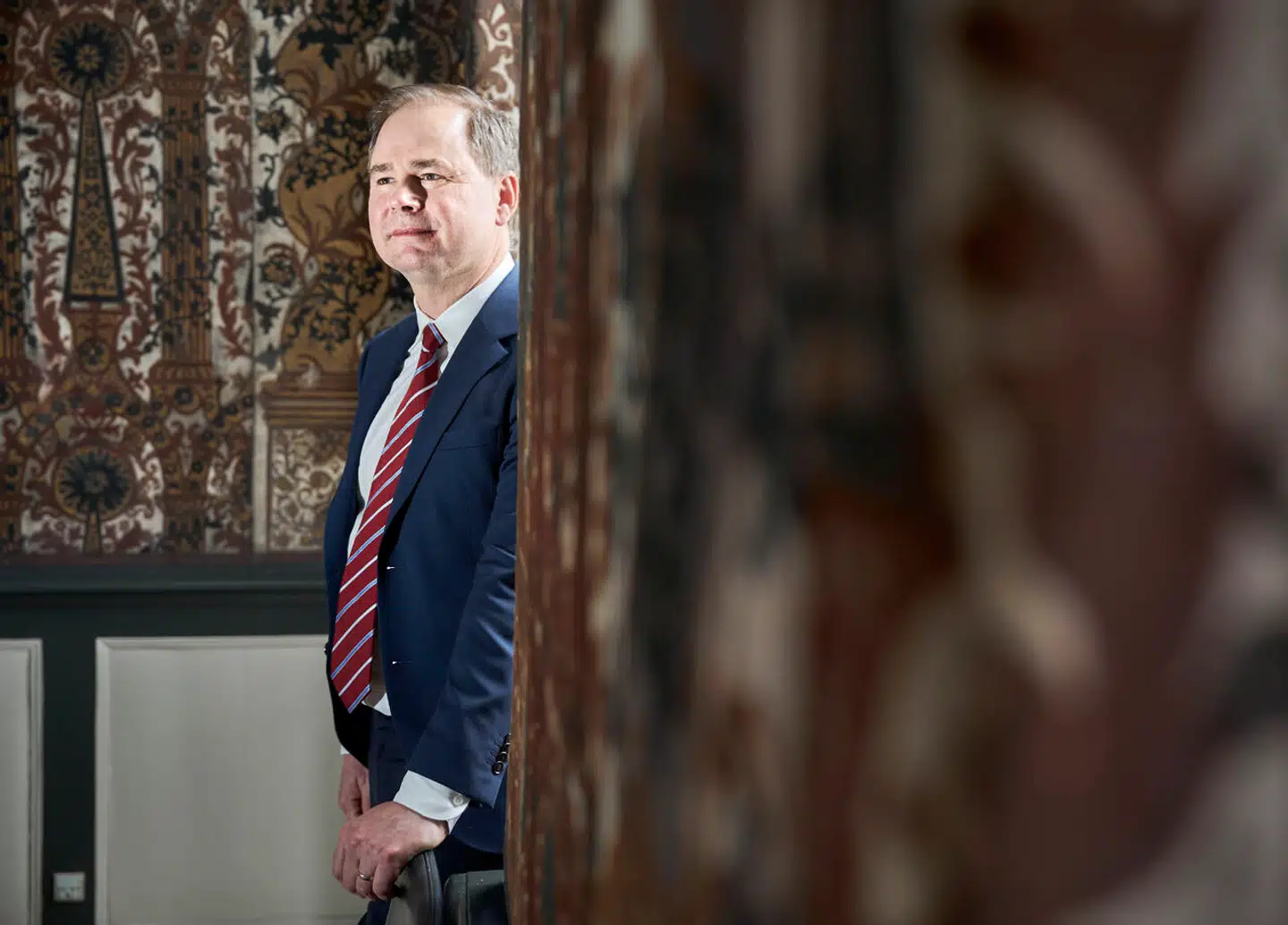 »Det er derfor en sejr for både den faglige og ideologiske kritik, at Finansministeriet med den nye vejledning helt opgiver antagelsen om et skatteforvridningstab ved offentlige investeringer,« skriver Pelle Dragsted fra Enhedslisten.