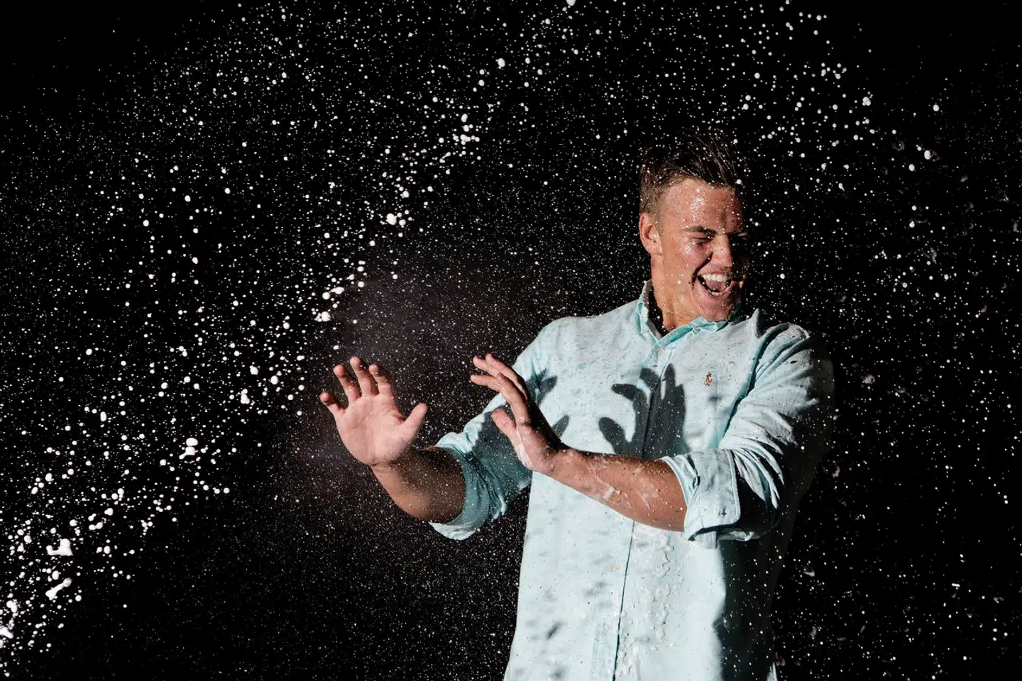 En omfattende aktindsigt afslører myndighedernes skyts mod den tidligere champagneiværksætter Søren Bælum, som i dag er erklæret personligt konkurs. Han kalder det »rystende beskyldninger« fra myndighederne.