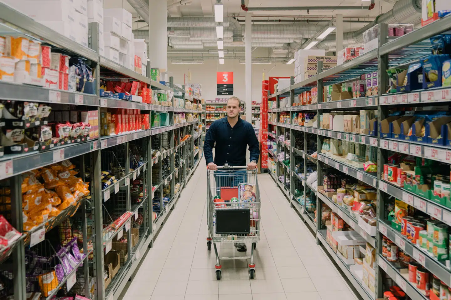 Berlingskes journalist Kasper Fast tog i januar en tur til Sverige for at handle ind. Dengang var den svenske krone også meget lav.