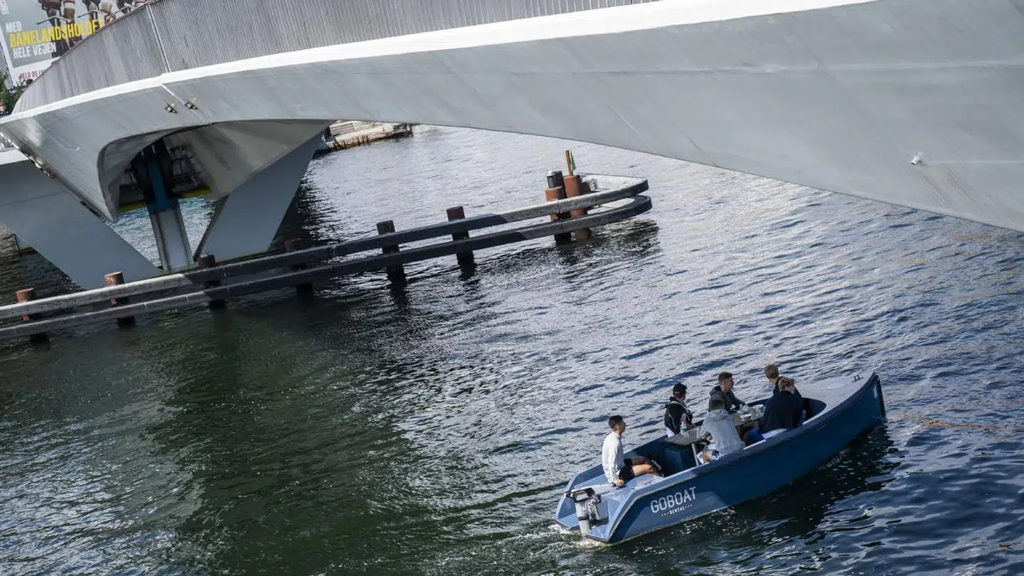Der er for alvor kommet vind i sejlene for elbådudlejeren Goboat, som nu vil lægge fra kaj i USA.