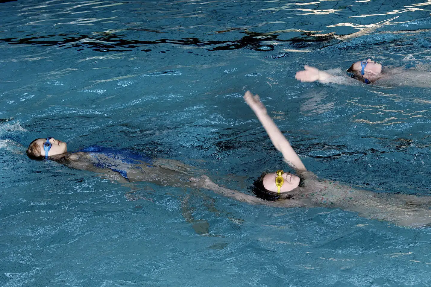 Må svømmeundervisning i kommunale svømmehaller være opdelt i drenge- og pigehold, hvis det sker af religiøse årsager?