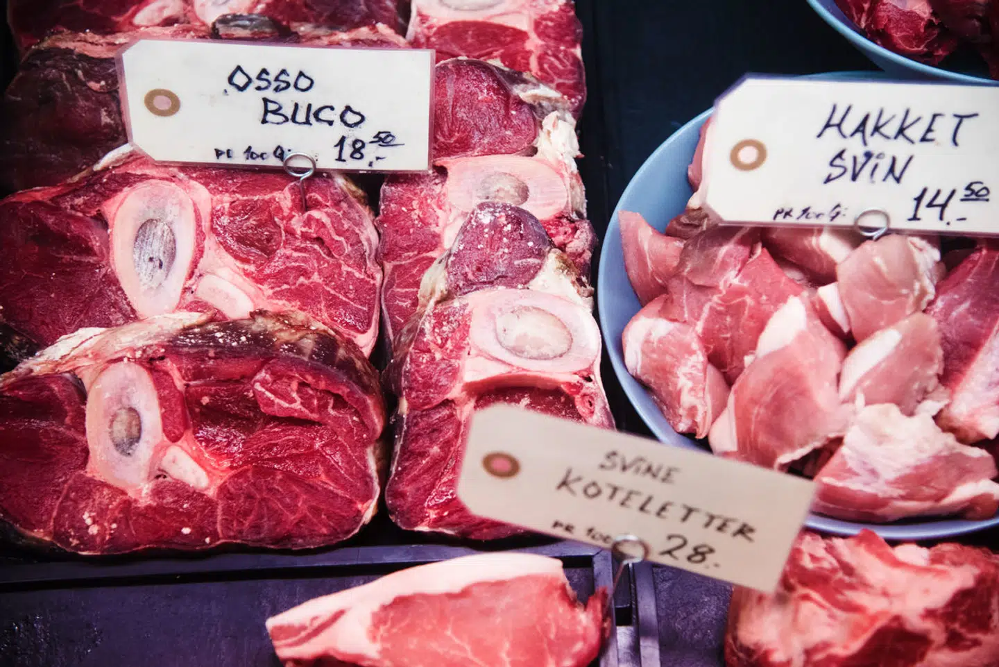 Ifølge de nye nordiske kostanbefalinger bør man højst spise 350 gram rødt kød om ugen.