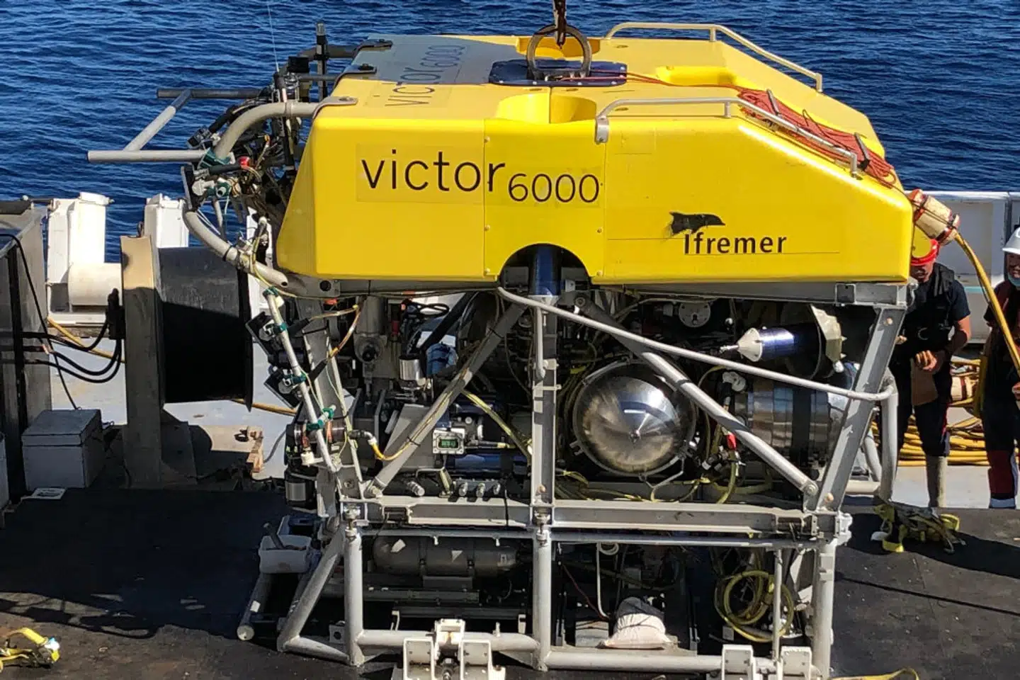 Frankrig vil sende et skib afsted til eftersøgningen efter en forsvunden miniubåd i Nordatlanten. Ombord på skibet er en undervandsrobot, Victor 6000, der kan dykke 6000 meter. – Foto: Ifremer/Frauke Klingelhoefer, Marc-Andre Gutscher/Free