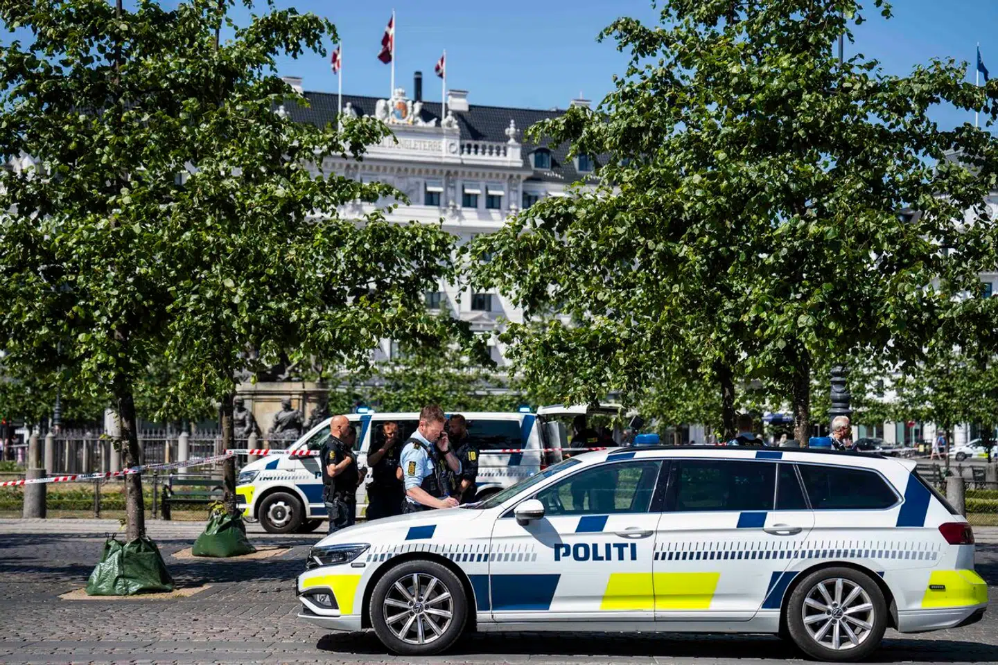 En 36-årig mand, som onsdag blev skudt og såret af politiet på Kongens Nytorv i København, sigtes for at have truet flere betjente med en kniv. (Foto: Martin Sylvest/Ritzau Scanpix 2023)
