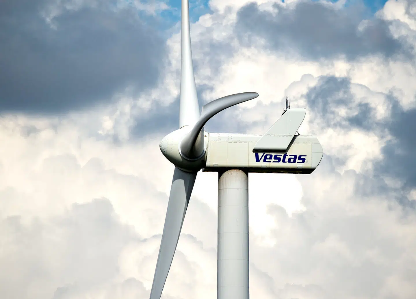 Er du rigtig klog på store fusioner og virksomhedsopkøb? Svar på 10 spørgsmål om store fusioner og virksomhedsopkøb og vind præmier.