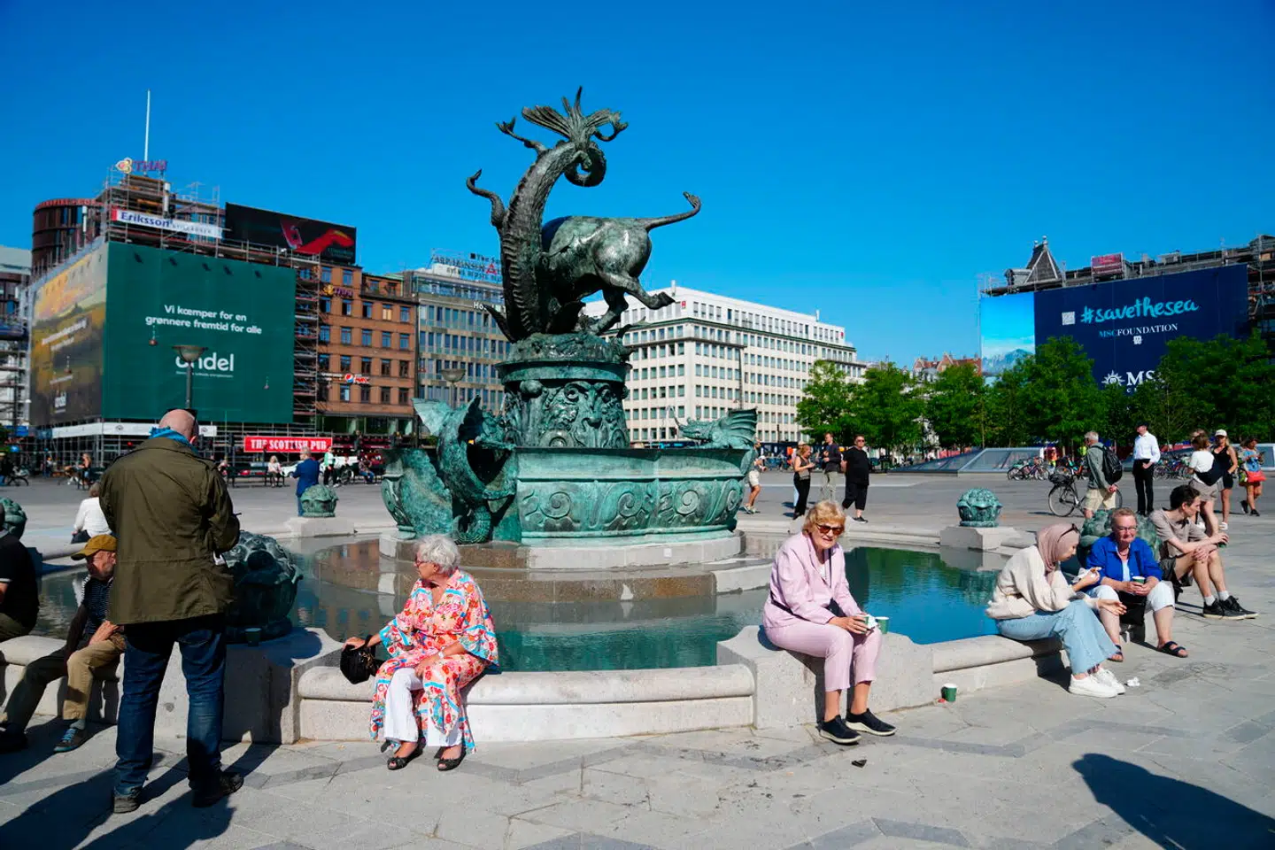 Dragespringvandet er netop blevet »genindviet« på sin nye, centrale placering.