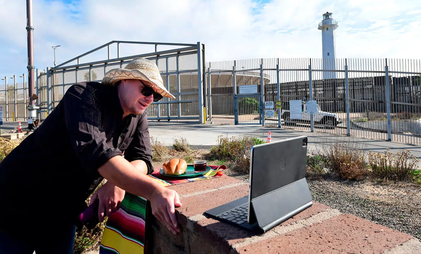 Flere ansatte verden over forsøger at gøre op med deres arbejde og rejser væk.(Arkivfoto)