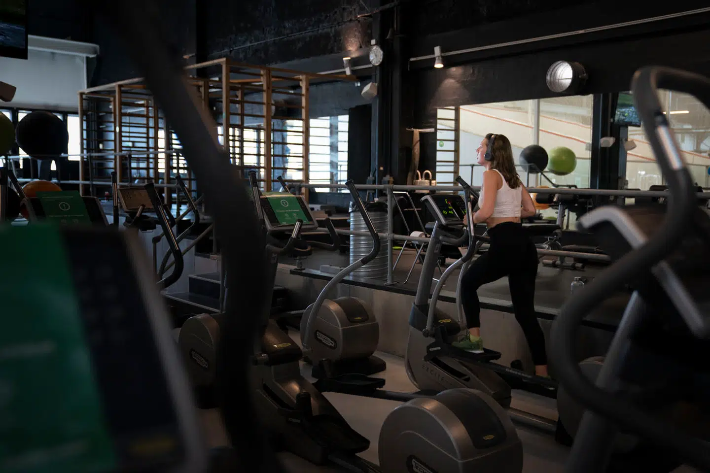 Arkivfoto: Man bør lave øvelser, der styrker de store muskelgrupper – det vil sige ben, baller, mave, ryg og arme, lyder det i retningslinjerne.