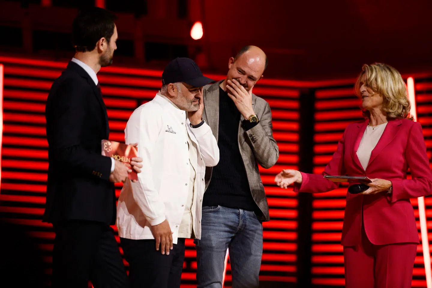 Wassim Hallal fra Frederikshøj i Aarhus kneb en tåre, da han modtog sin anden Michelin-stjerne i Stavanger i fjor.