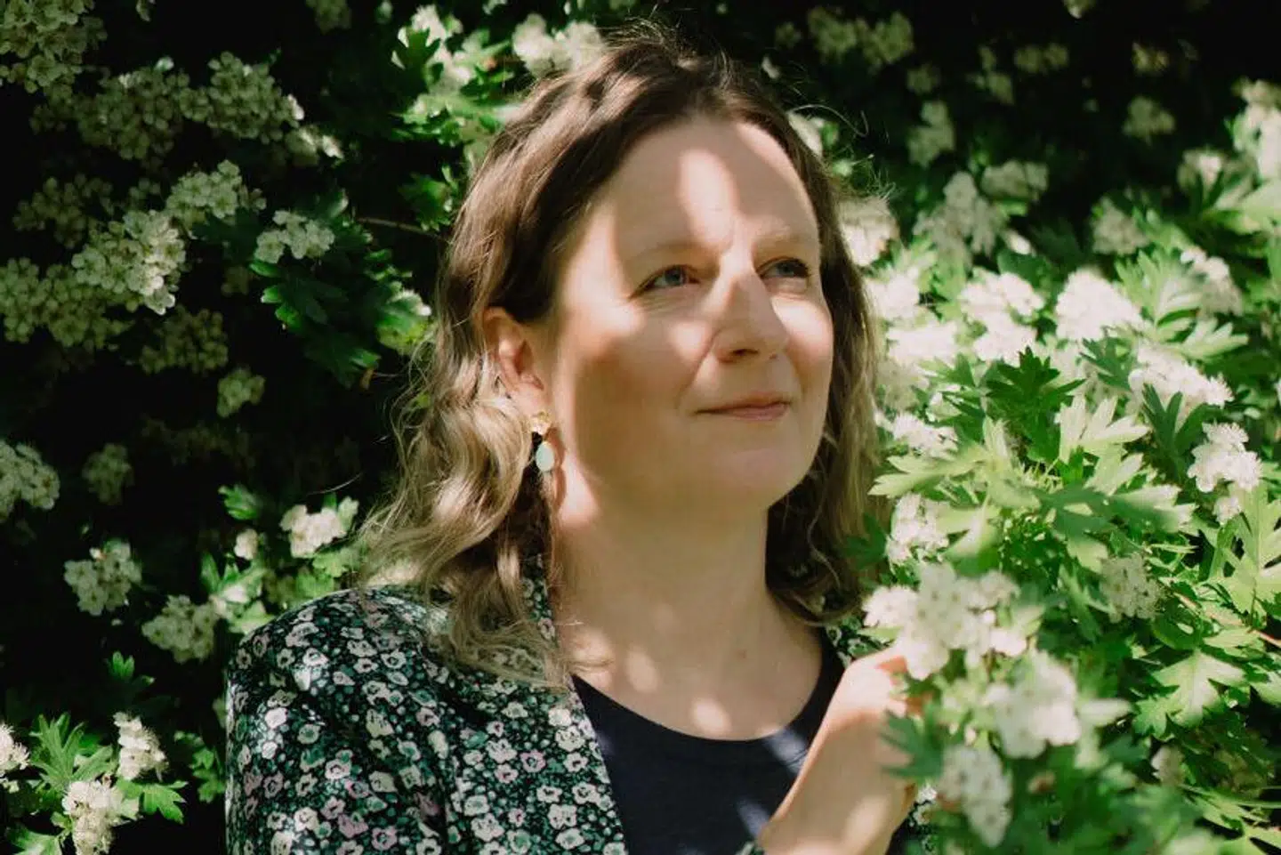 »Hvis genreforfattere ikke får legater, er det altså ifølge bedømmelsesudvalget, fordi deres værker mangler den fornødne kunstneriske kvalitet. Det er i det hele taget svaret til de af os, der får afslag på vores legatansøgning,« skriver Eva Gro Andersen i denne kritik af Statens Kunstfonds tildeling af arbejdslegater til forfattere.