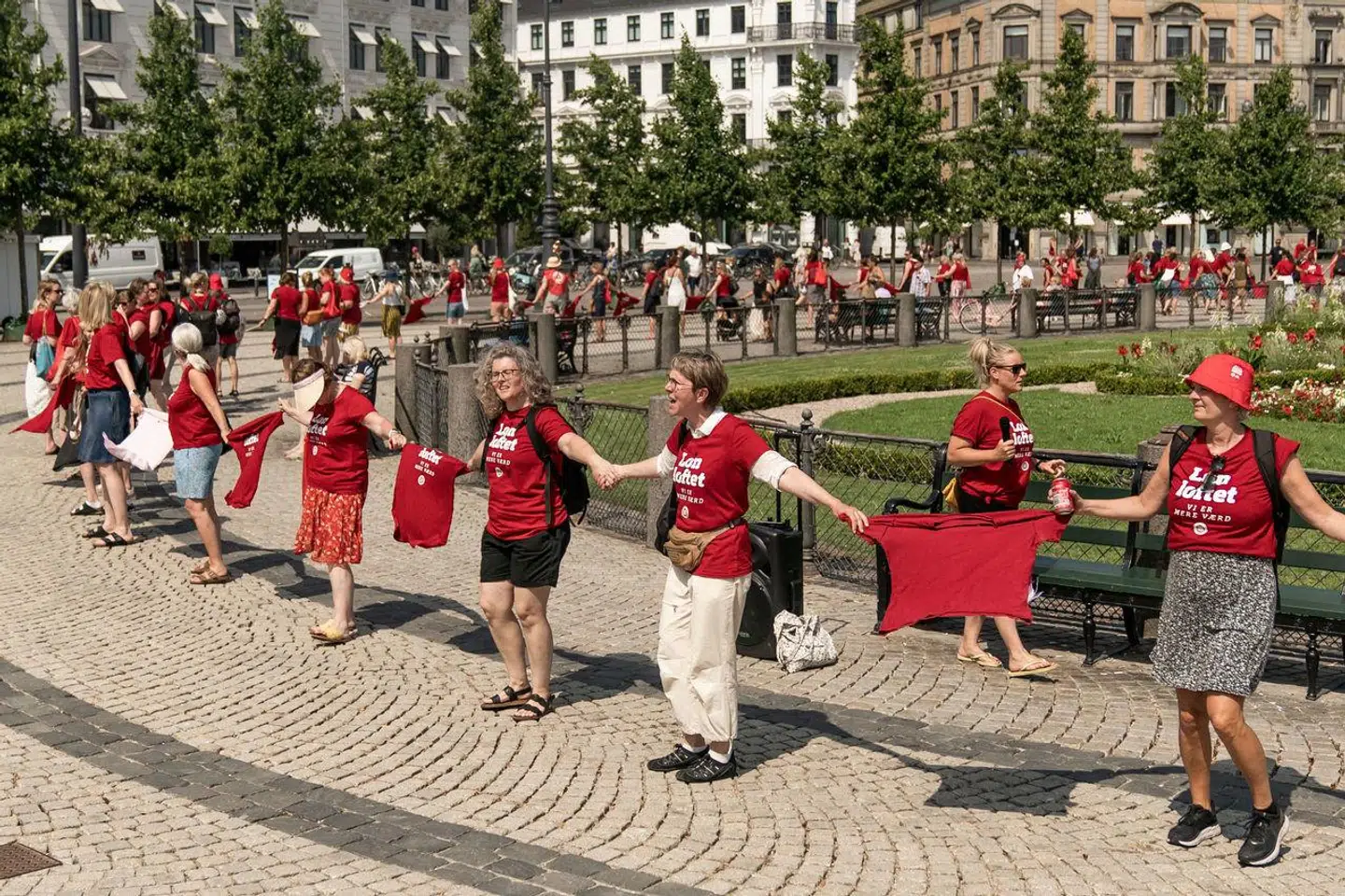 »Det burde være åbenlyst, at Danmarks vækst og fremdrift i høj grad er båret af et stærkt offentligt system,« skriver Kristina Robins, Christian B. Kummerfeldt, Nanna Susé, Rikke Wiwe, Kristina Frederiksen og Nicklas V. Forsman.