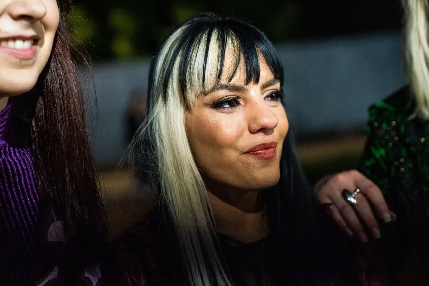 I oktober 2020 brugte musiker Ihan Haydar efter rettens vurdering et falskt handicapparkeringsskilt i forruden af den bil, som hende og hendes ægtefælle bruger dagligt.