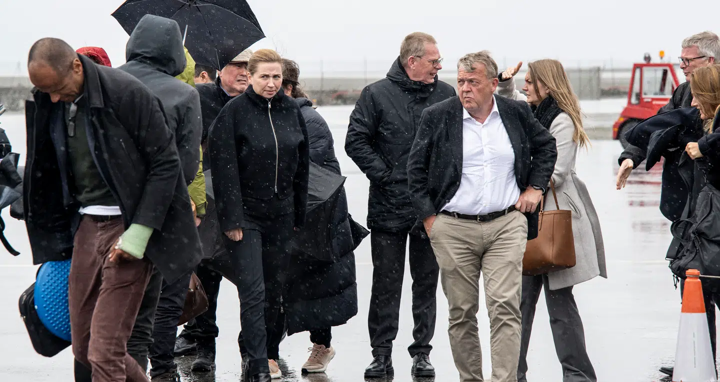 Mette Frederiksen, Lars Løkke og en delegation af danske ministre og embedsmænd er på Grønland til møder, samt rigsmøde, med Grønland og Færøerne.
