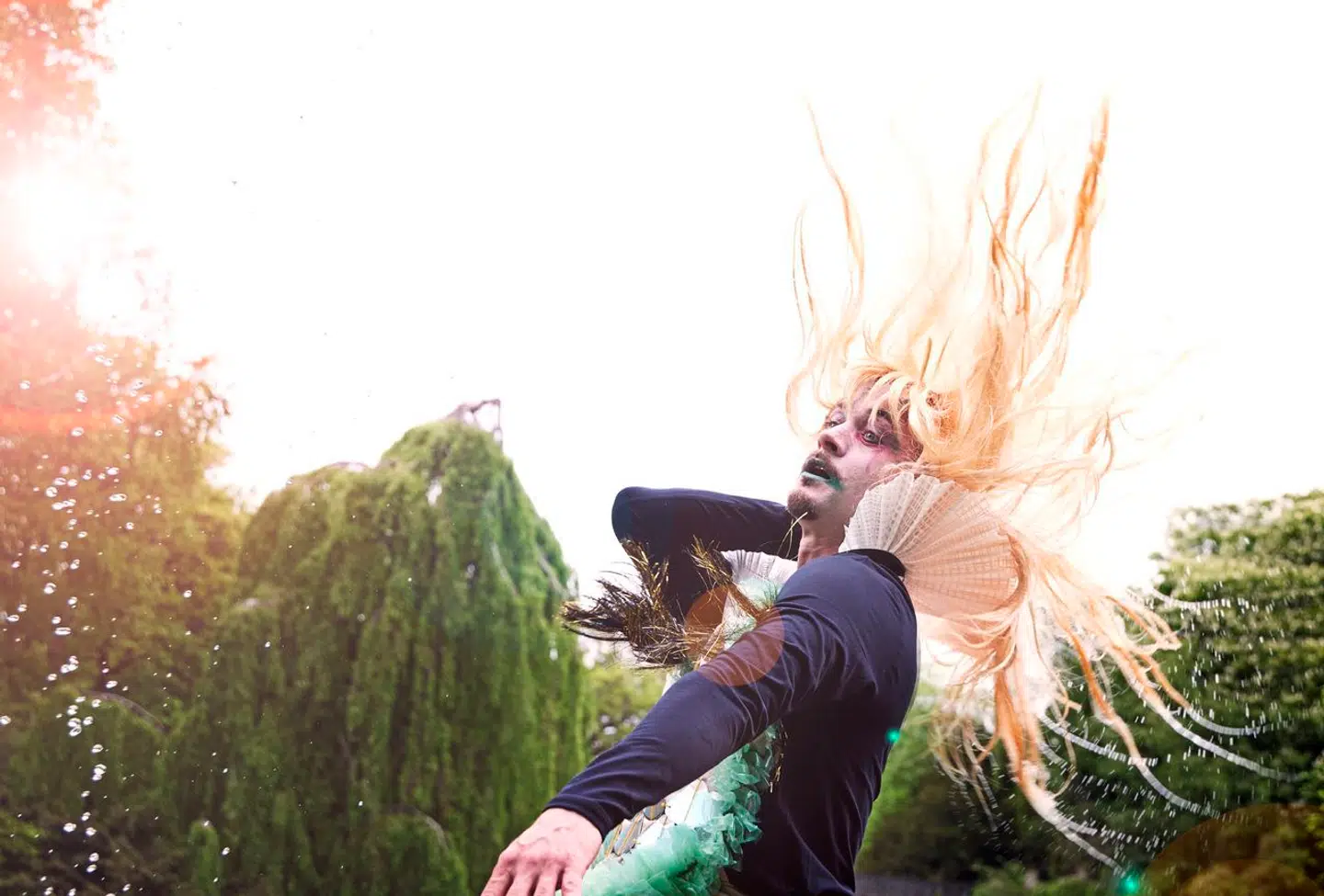 Anders Budde Christensen svinger med manken og giver den gas i »Stormen«. PR-foto: Gudmund Thai