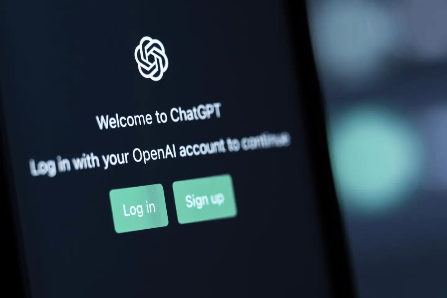 »Vi kan ikke være bekendt at lade de enkelte institutioner i stikken, men det gør vi altså lige nu,« skriver Jeppe Klitgaard Stricker.