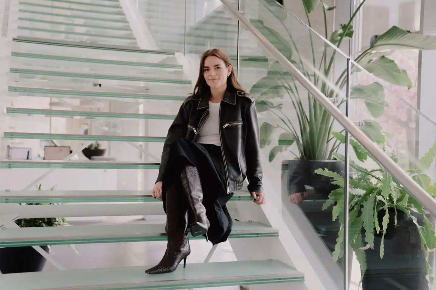 31-årige Signe Jensen, der er på vej til tops i medicinalgiganten Lundbeck, har et godt råd til de unge mennesker, der lige nu er på vej ud på arbejdsmarkedet med nye og større krav til virksomhederne.