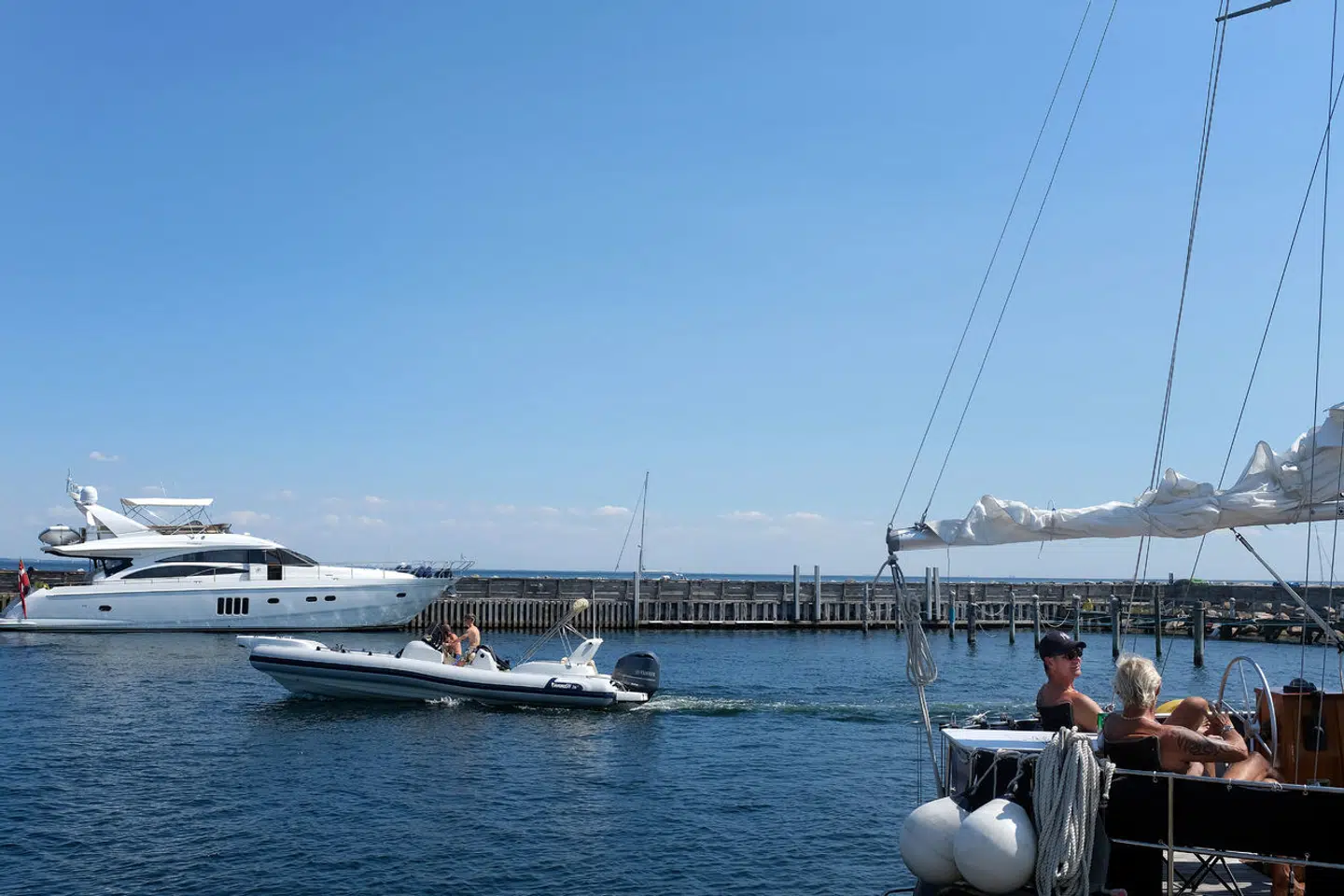 Hvilke mennesker kommer der ud af at leve et liv i overklassen? Det spørgsmål mangler samfundet at få besvaret.