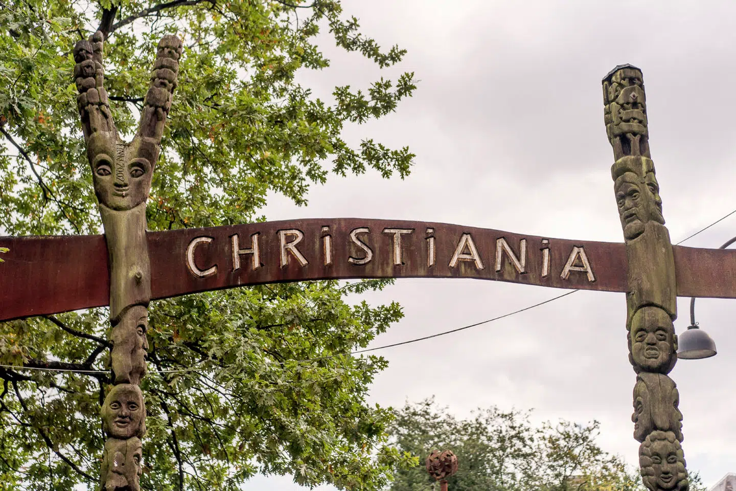 Christiania er efter alt at dømme et af de lettest tilgængelige steder i København, når det drejer sig om at købe hash.