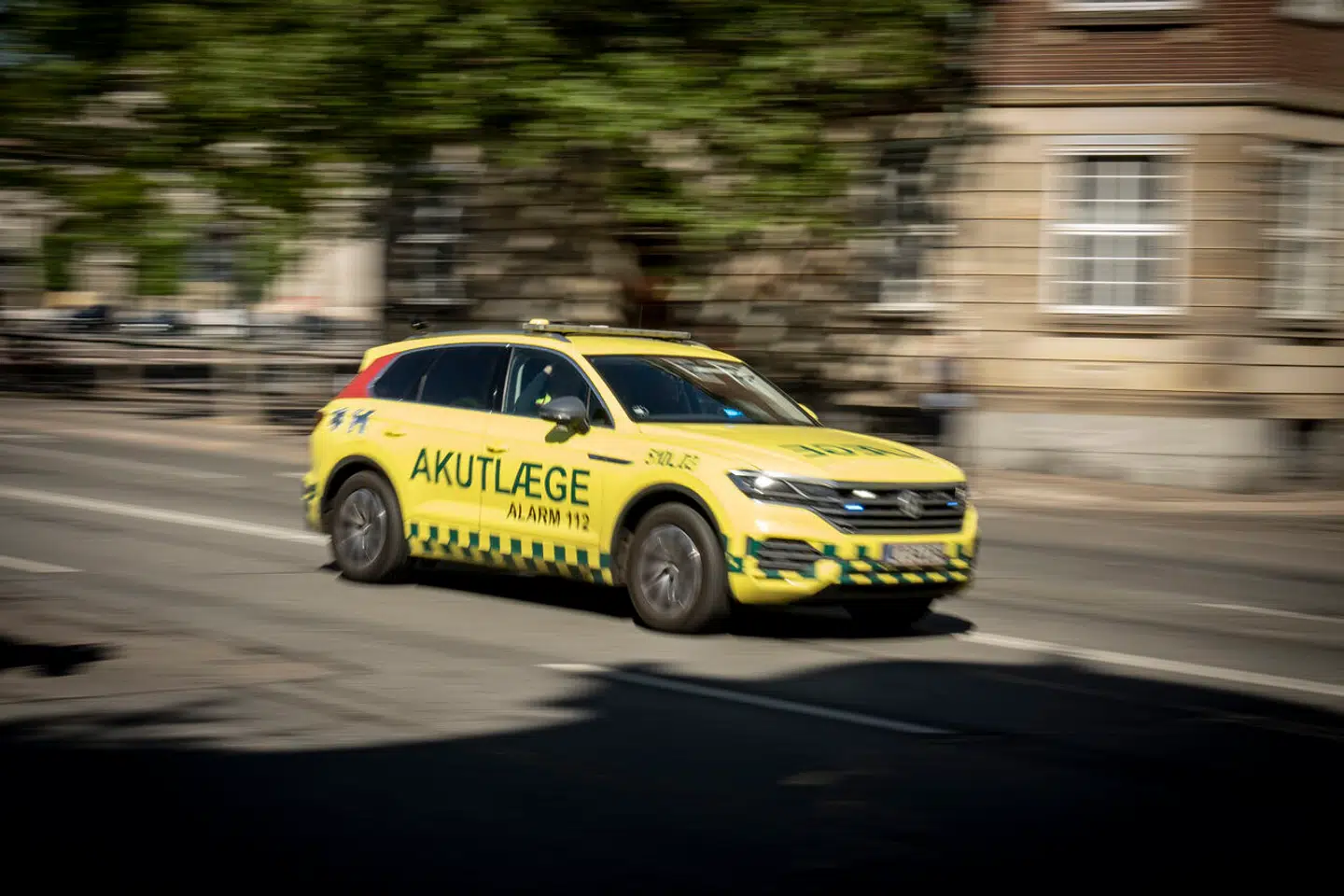 Ulykken er sket på Kalundborgvej i Holbæk, som ifølge politiet er spærret i udadgående retning (arkivfoto).