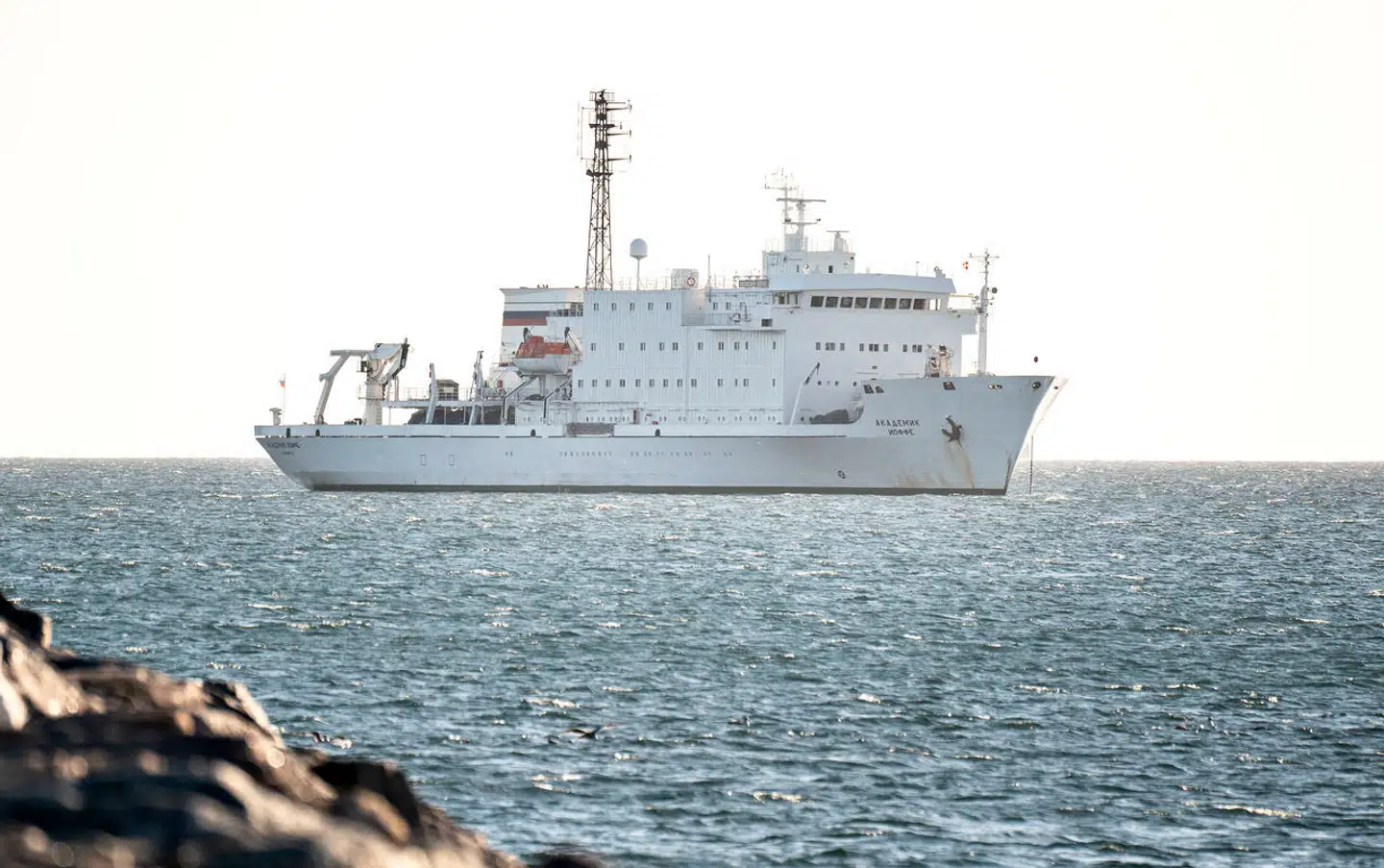 Det russiske forskningsskib »Akademik Ioffe« er et af de civile skibe, som eksperter mener opererer som spionskibe for den russiske flåde. Rusland har en betydelig flåde af forskningsskibe.