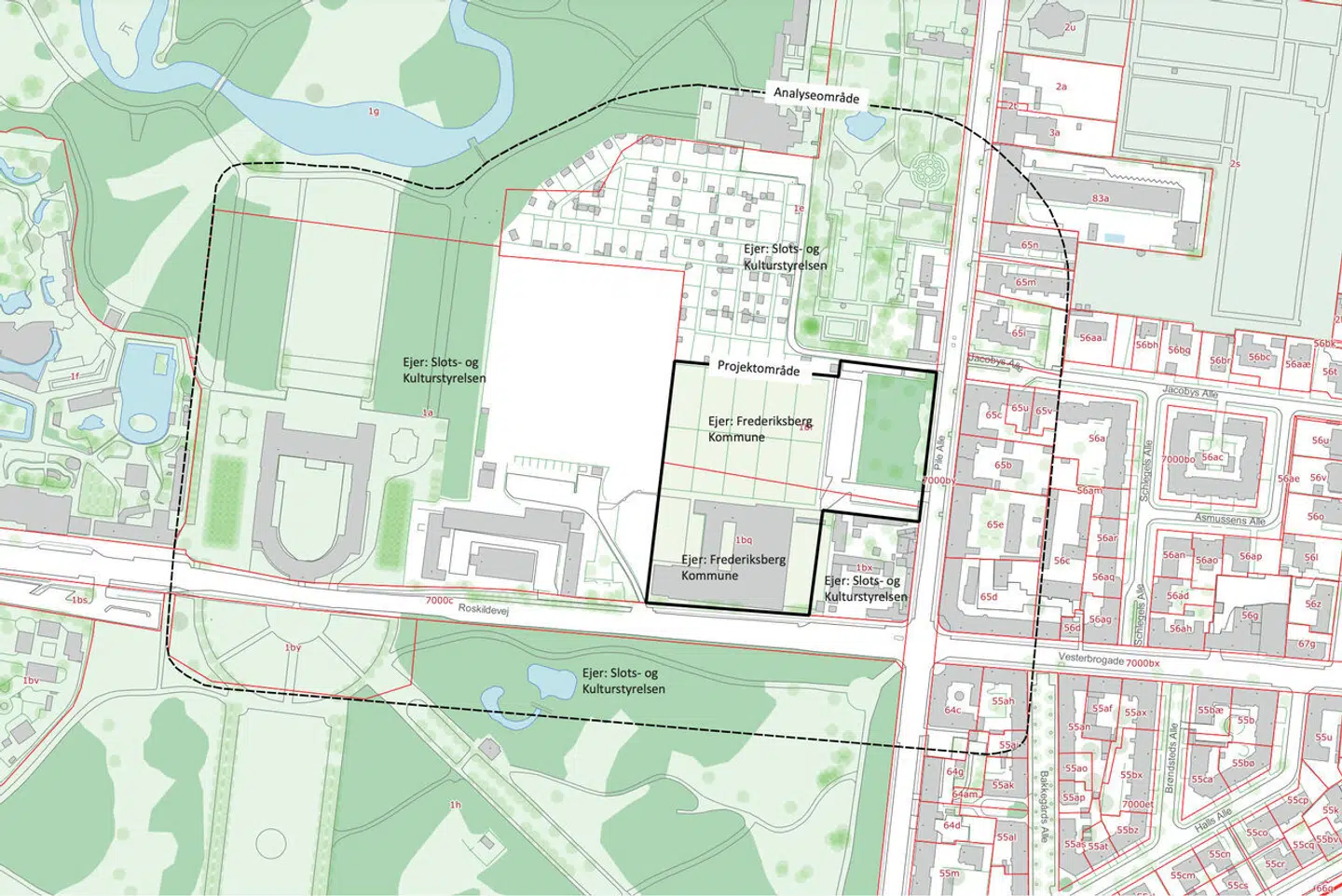 Det er Kjøbenhavns Boldklub (KB), der gået sammen med kommunen om at udarbejde en udviklingsplan for det området, hvor labyrinten også ligger. Udover at modernisere de nuværende faciliteter er ønsket at supplere med for eksempel »indendørs padlebaner og yderligere indendørs tennisbaner, boldhal, motionslokale«.