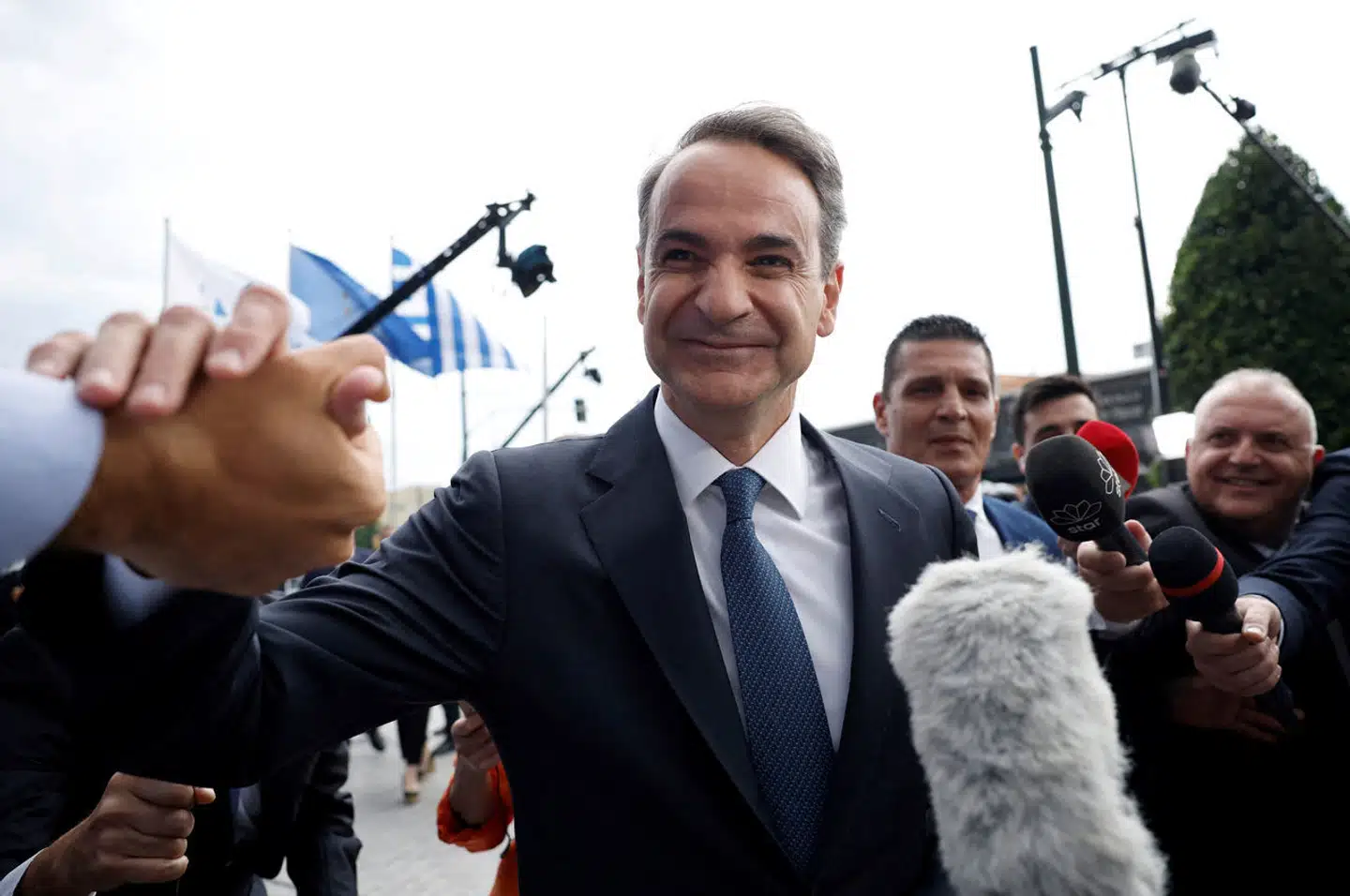 Grækenlands 55-årige premierminister, Kyriakos Mitsotakis, opfordrede på valgdagen de græske vælgere til ikke at sætte den økonomiske stabilitet over styr, som han og Nyt Demokrati tager æren for.