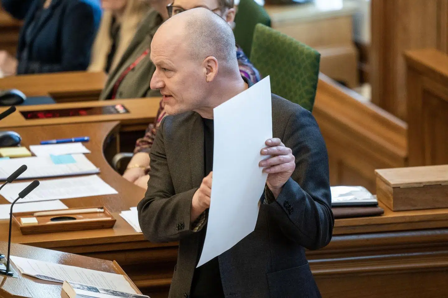 »Hvis skiftende regeringer siden 2010 havde ladet investeringerne i velfærden følge med velstanden, så ville vi i dag have – og hold nu fast – 50 milliader mere om året til velfærd,« skriver Pelle Dragsted.