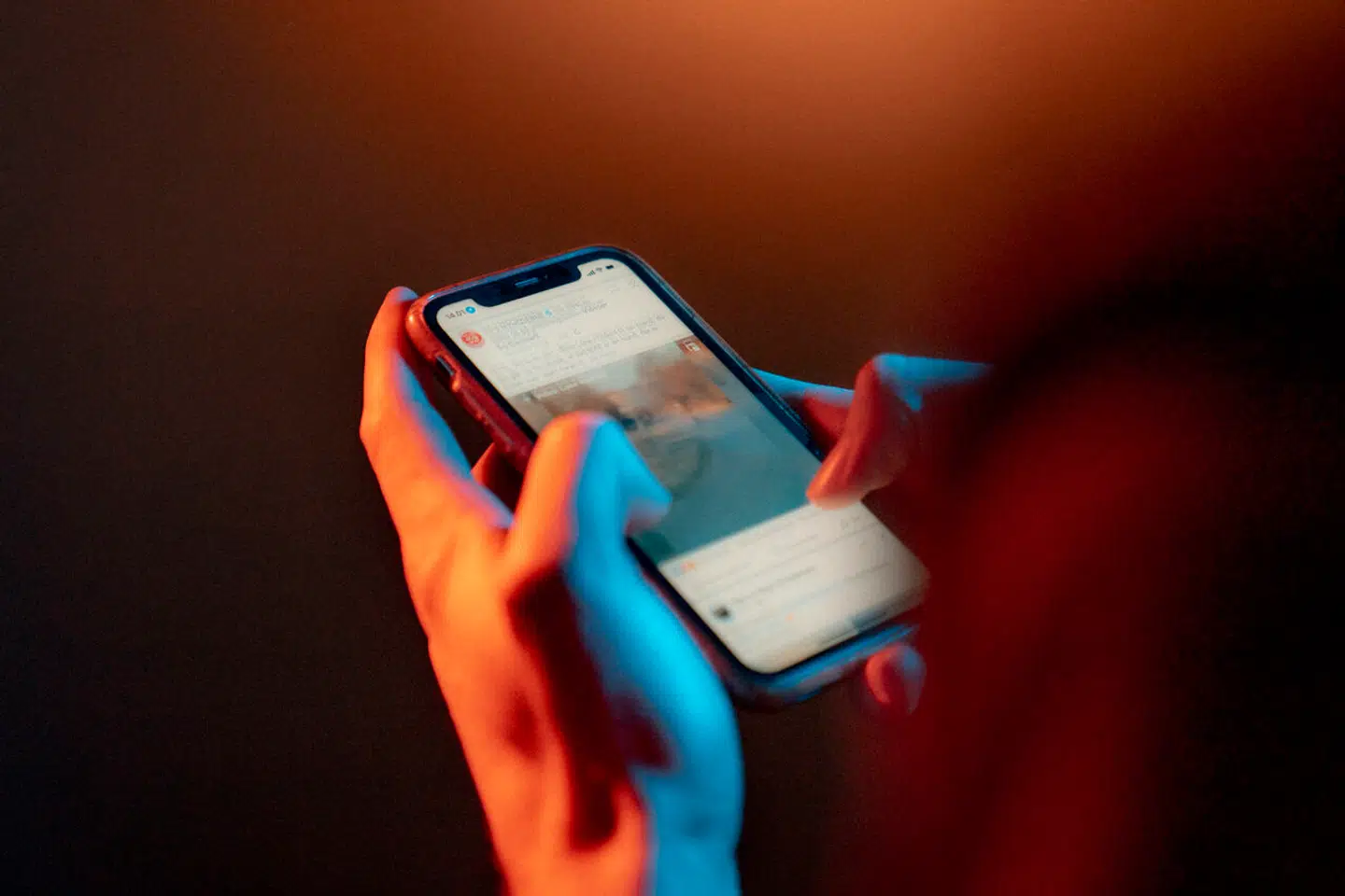 Der er flere årsager til, at børn læser dårligere, påpeger forskere. En af de mest sikre er corona. Også sociale medier er i søgelyset.