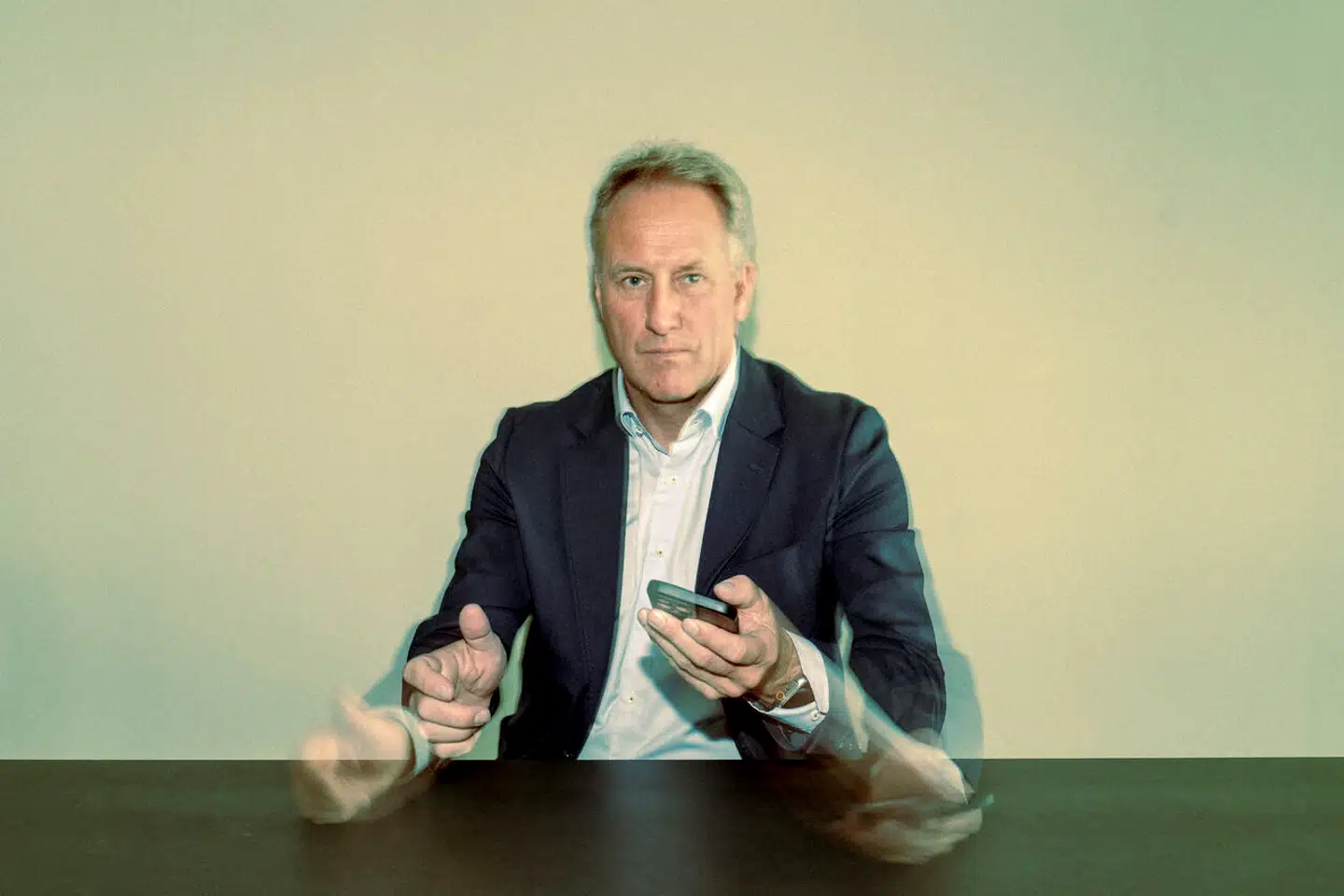 Vores børn har været forsøgsdyr længe nok, og nu er det tid til at bremse brugen af skærme, mener Lars Sandahl Sørensen, der er topchef i Dansk Industri.