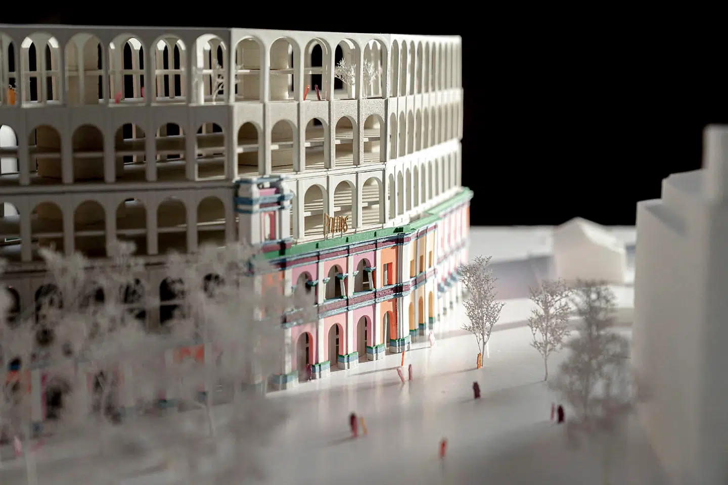 I fjor præsenterede arkitektvirksomheden COPE tre bud på, hvordan fremtidens Palads skal se ud. »Klassisk Palads« er et af de tre forslag. Med det bevares blandt andet facaden med bygningens karakteristiske farver.