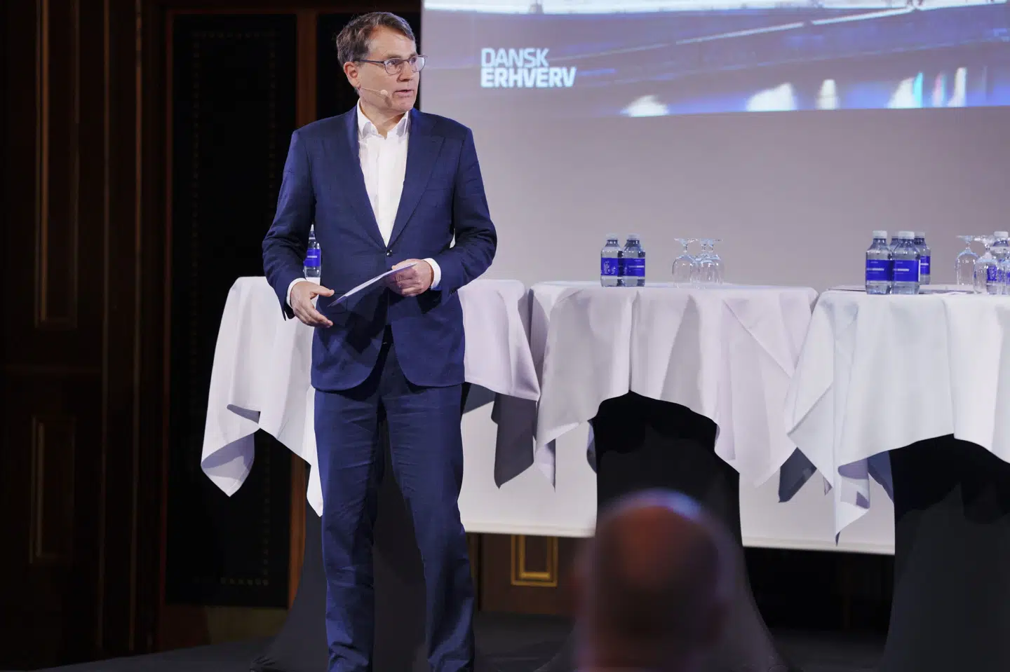Brian Mikkelsen, direktør i Dansk Erhverv, mener, at uddannelsesinstitutionerne bør gøres mere ansvarlige for at få deres dimittender i job. (Arkivfoto). Liselotte Sabroe/Ritzau Scanpix