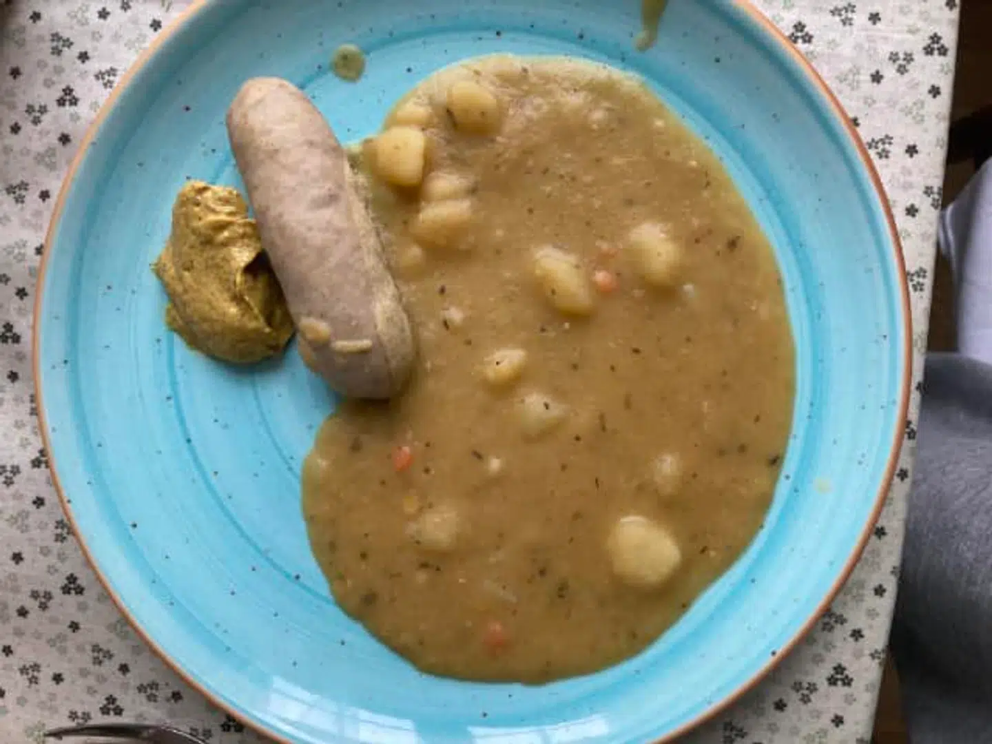 Appetitligt? Sådan så frokostretten ud for nylig på en københavnsk plejehjem.