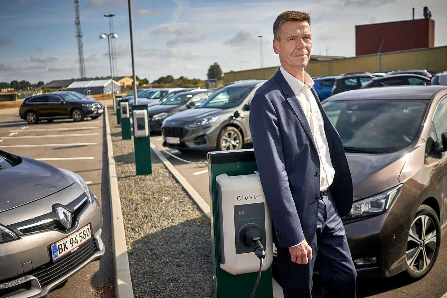 Jesper Hjulmand, topchef for Andel, slipper ikke for et betændt opgør om gigantiske bonusser.