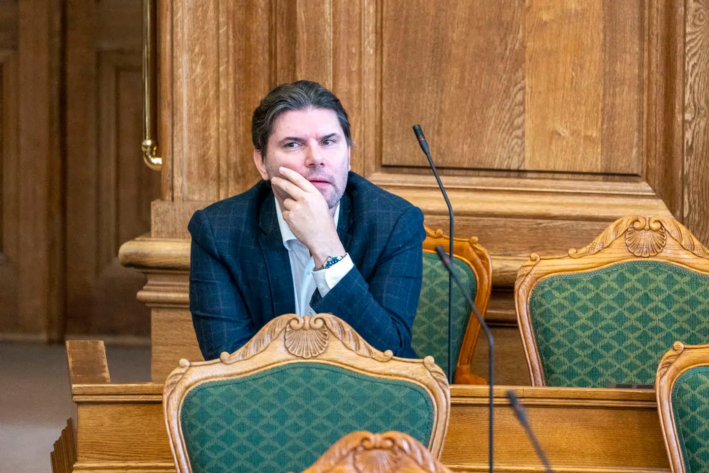 Den kreds af lande, der donerer våben til Ukraine, bør også hjælpe med kampfly, mener Mads Fuglede, der er forsvarsordfører for Venstre.