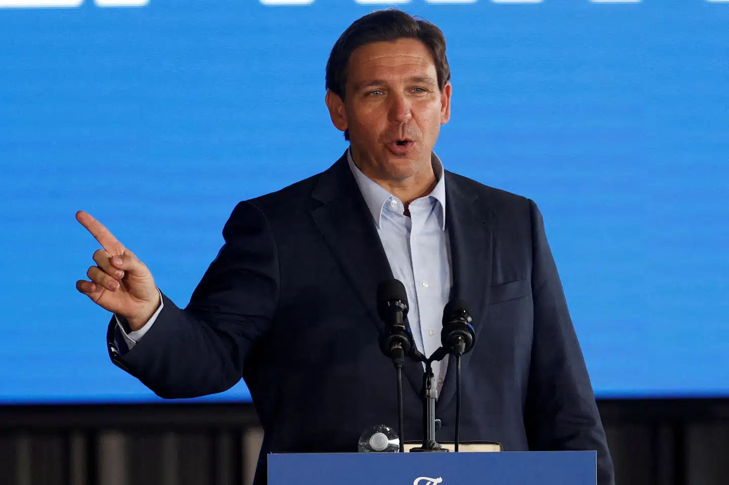 Floridas konservative guvernør, Ron DeSantis, ventes at meddele, at han vil stille op til præsidentvalget næste år. Han ses som et realistisk bud på en udfordrer af såvel sin partifælle Donald Trump som den siddende demokratiske præsident, Joe Biden. (Arkivfoto) Scott Audette/Reuters