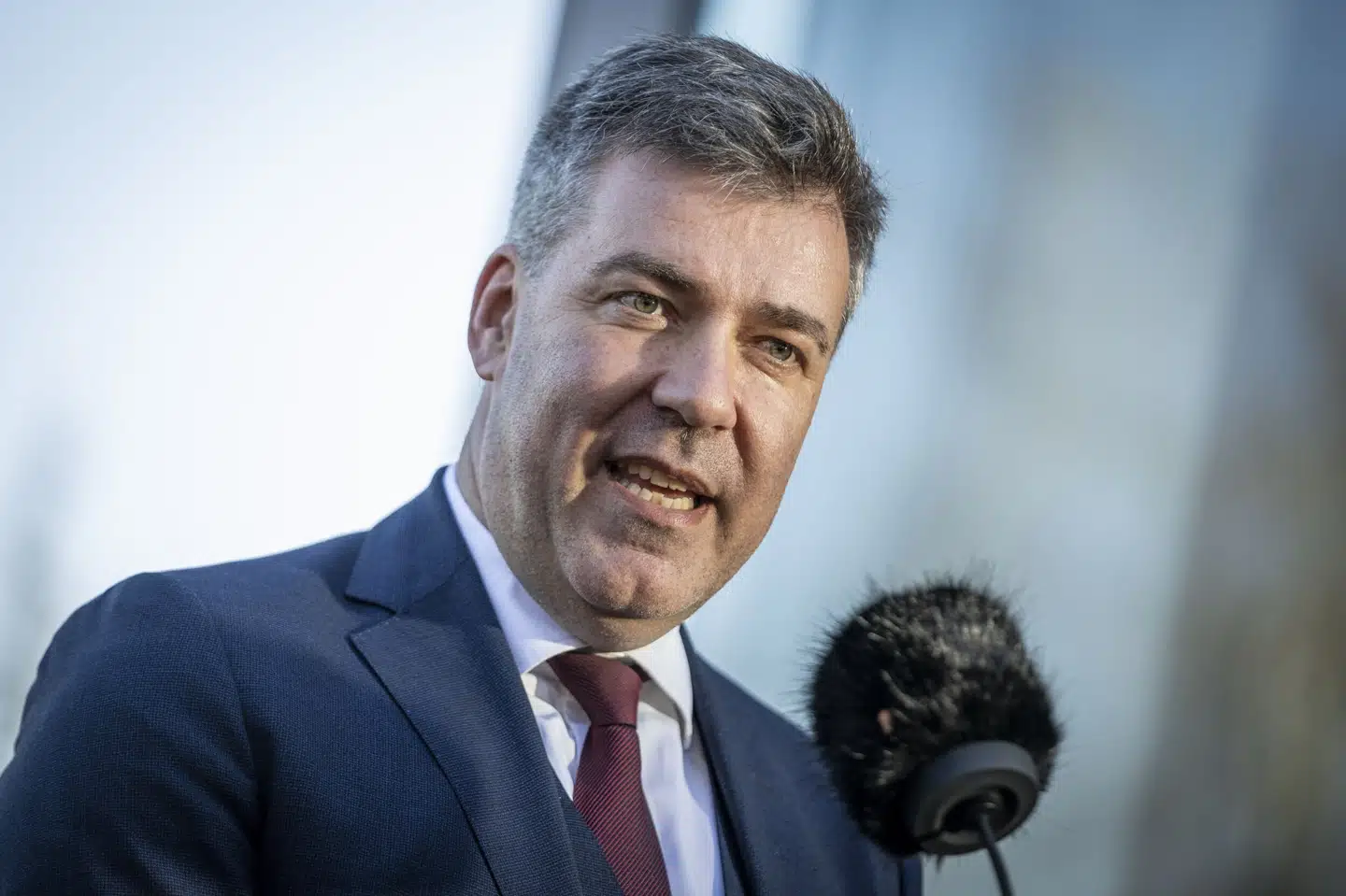 Klima-, energi- og forsyningsminister Lars Aagaard (M) mener, at det vil være muligt at finde plads til havvindmøller i Nordsøen og samtidig tage hensyn til havmiljøet. Mads Claus Rasmussen/Ritzau Scanpix