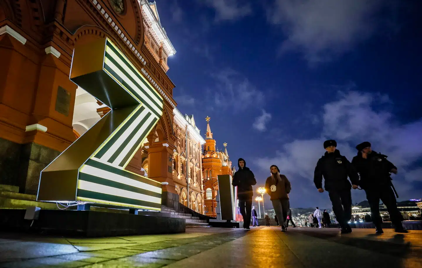 Onsdag satte sikkerhedstjenesten FSB klapjagten ind på informanter i den russiske politistyrke i Moskva, der sælger hemmelige oplysninger på bestilling. Flere er anholdt.