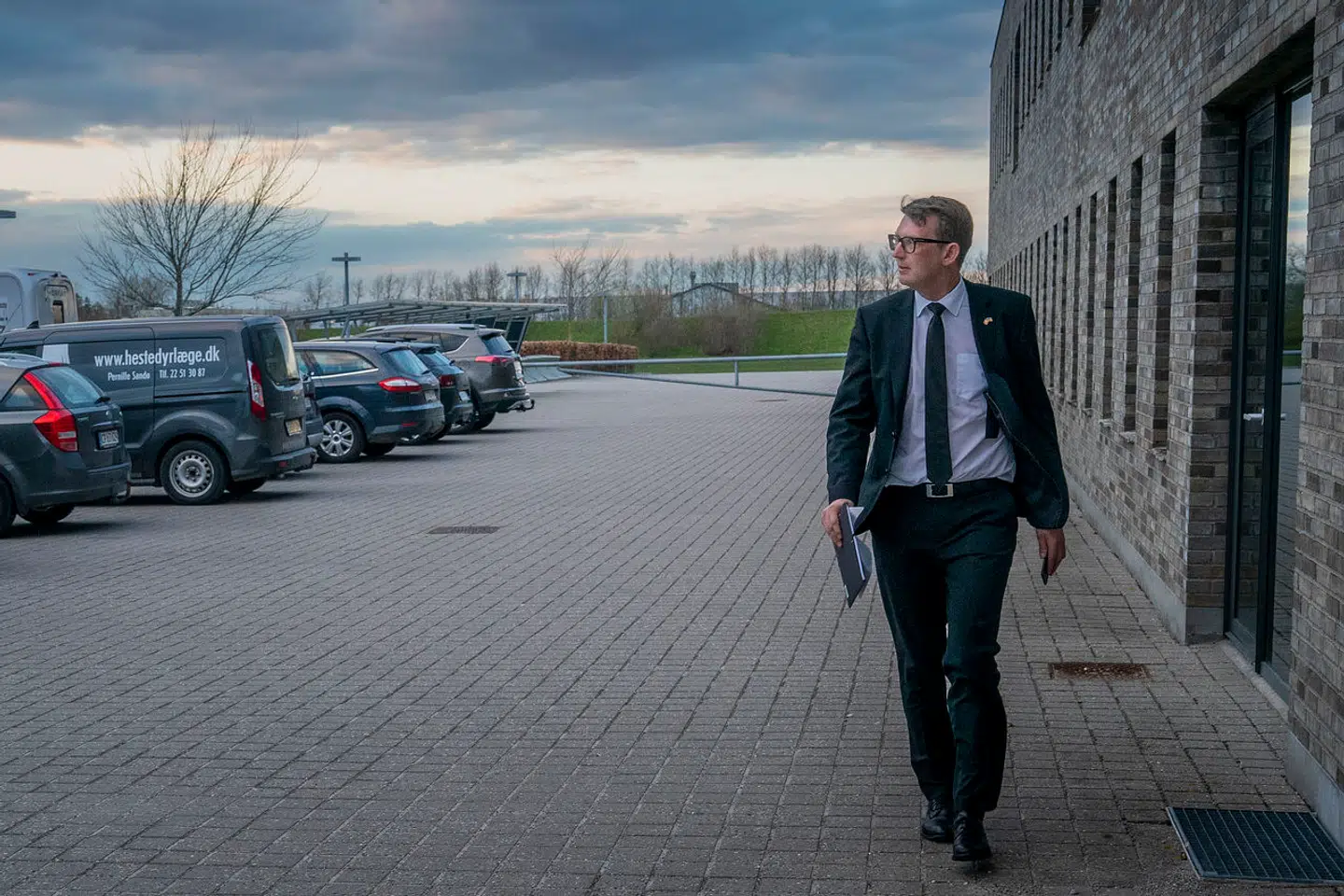 I Venstres bagland begynder man at se Troels Lund Poulsen som en mulig afløser for Jakob Ellemann-Jensen som formand for partiet. Det afviser han selv.