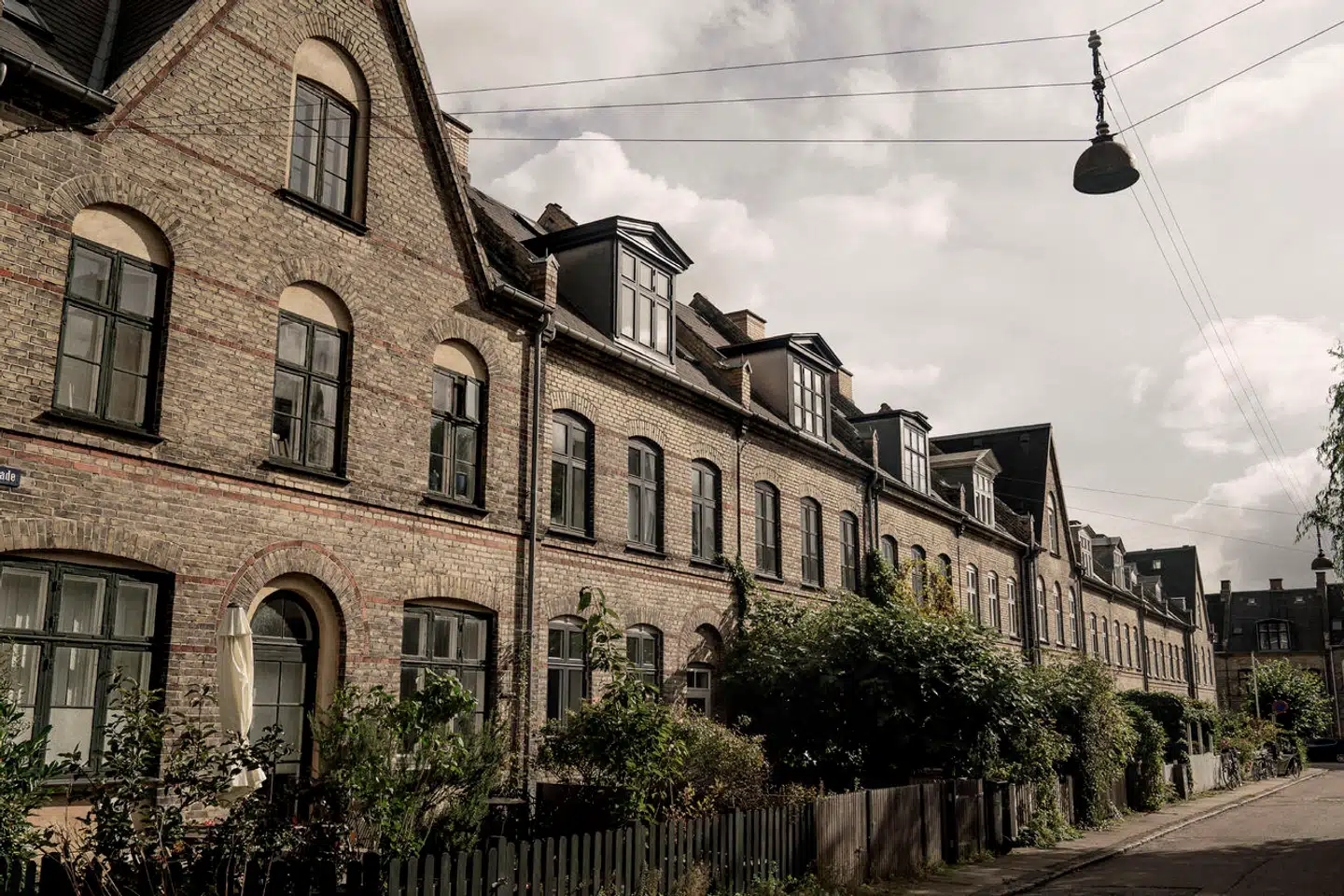 Barren for at komme ind på boligmarkedet for førstegangskøbere er blevet hævet gevaldigt det seneste år.