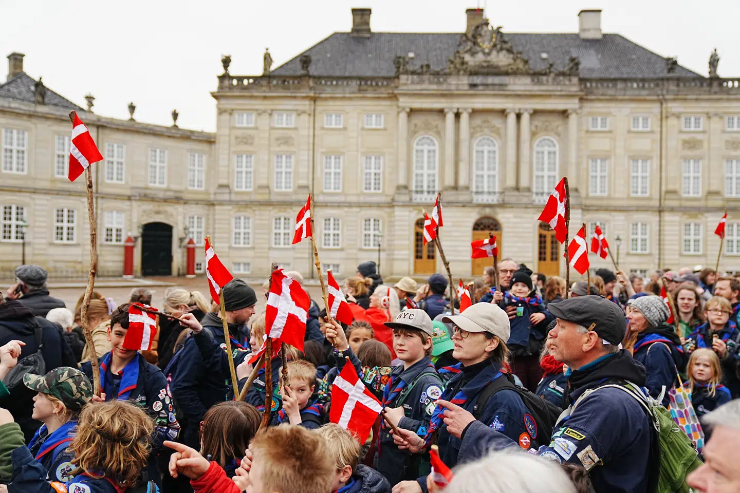 Dronning Margrethe fejrer sin 83 års fødselsdag på Amalienborg Slot i København.
