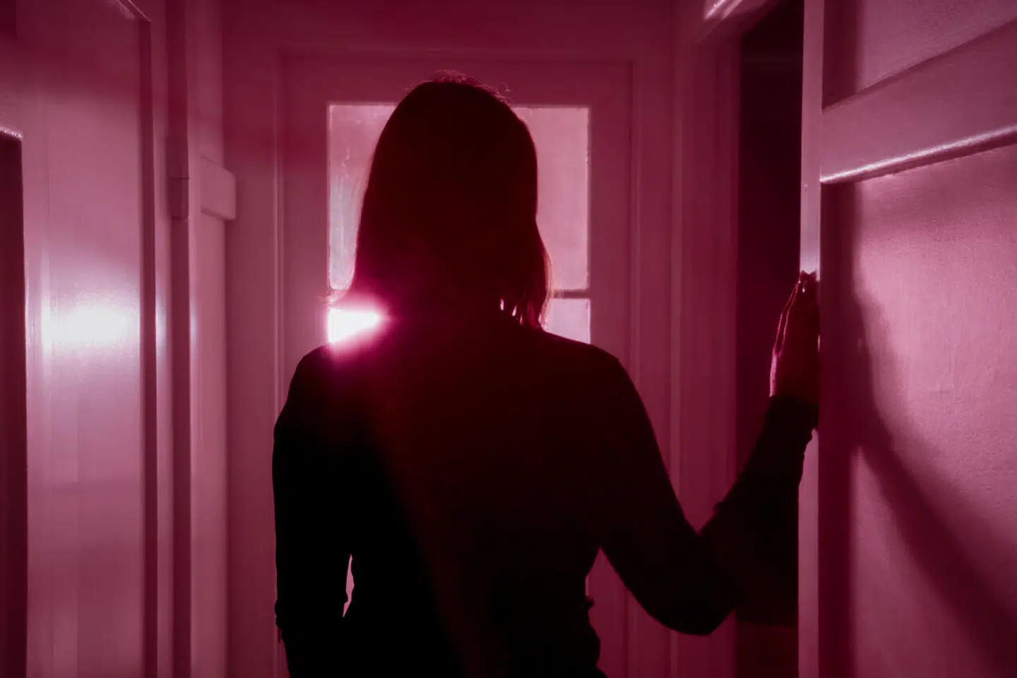 Anne, der ikke ønsker at stå frem med sit rigtige navn, havde altid kunnet lide Norge og Sverige – den norske tv-serie »Skam«, svensk musik og svenske krimier. Måske var det derfor, hun var på en date med Knut fra Norge, forklarer hun.