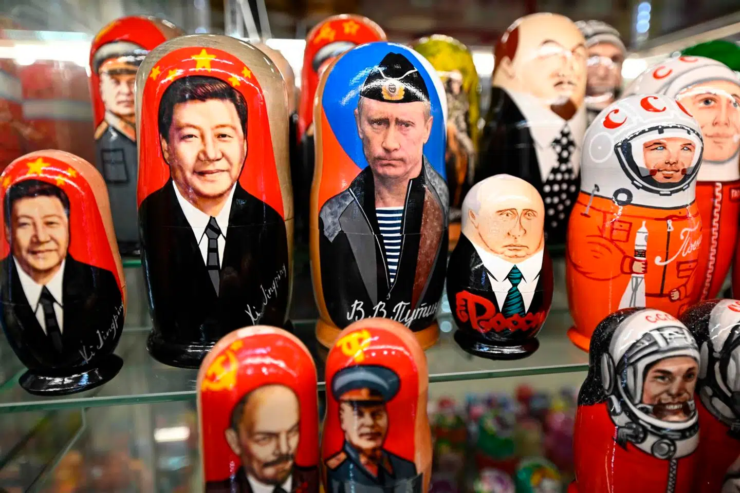 Kina insisterer på at være neutral i konflikten mellem Rusland og Ukraine. Men i realiteten hælder Riger i Midten til at støtte Rusland.