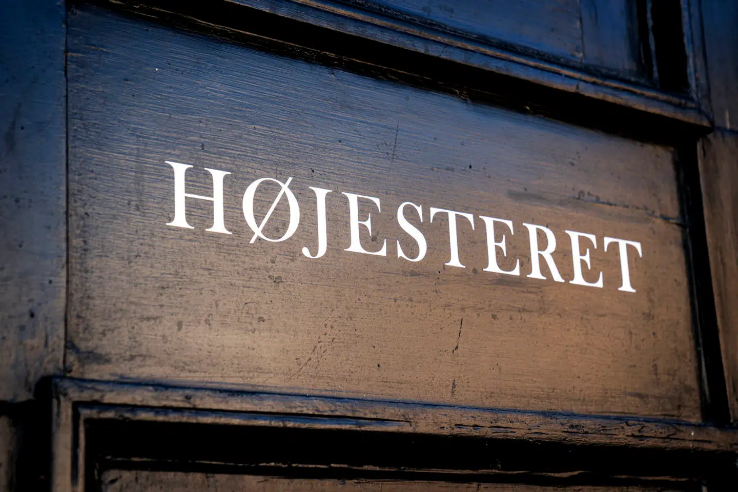 Betalingsselskabet Nets, som ejer Dankortet, skruede for højt op for gebyret ved internethandel, fastslog myndighederne allerede tilbage i 2013. Nu har Højesteret efter ti års strid ved domstolene slået fast, at den afgørelse skal stå ved magt.