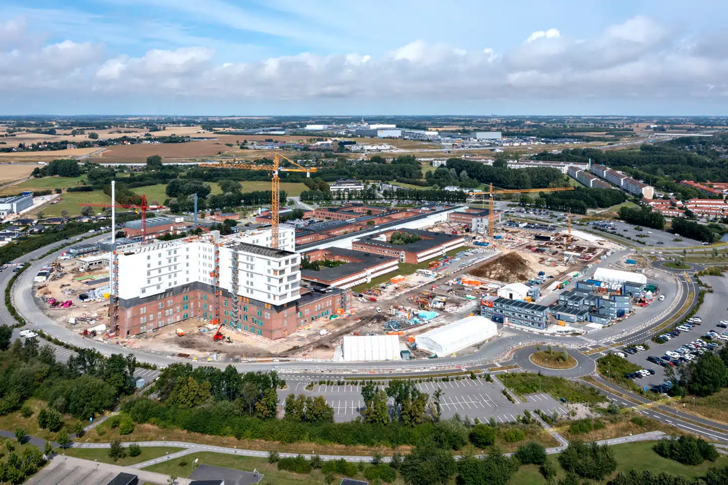 Arkivfoto: Sjællands Universitetshospital i Køge opføres i etaper som en udvidelse af det eksisterende hospital. (Foto: Jens Nørgaard Larsen/Scanpix 2023)