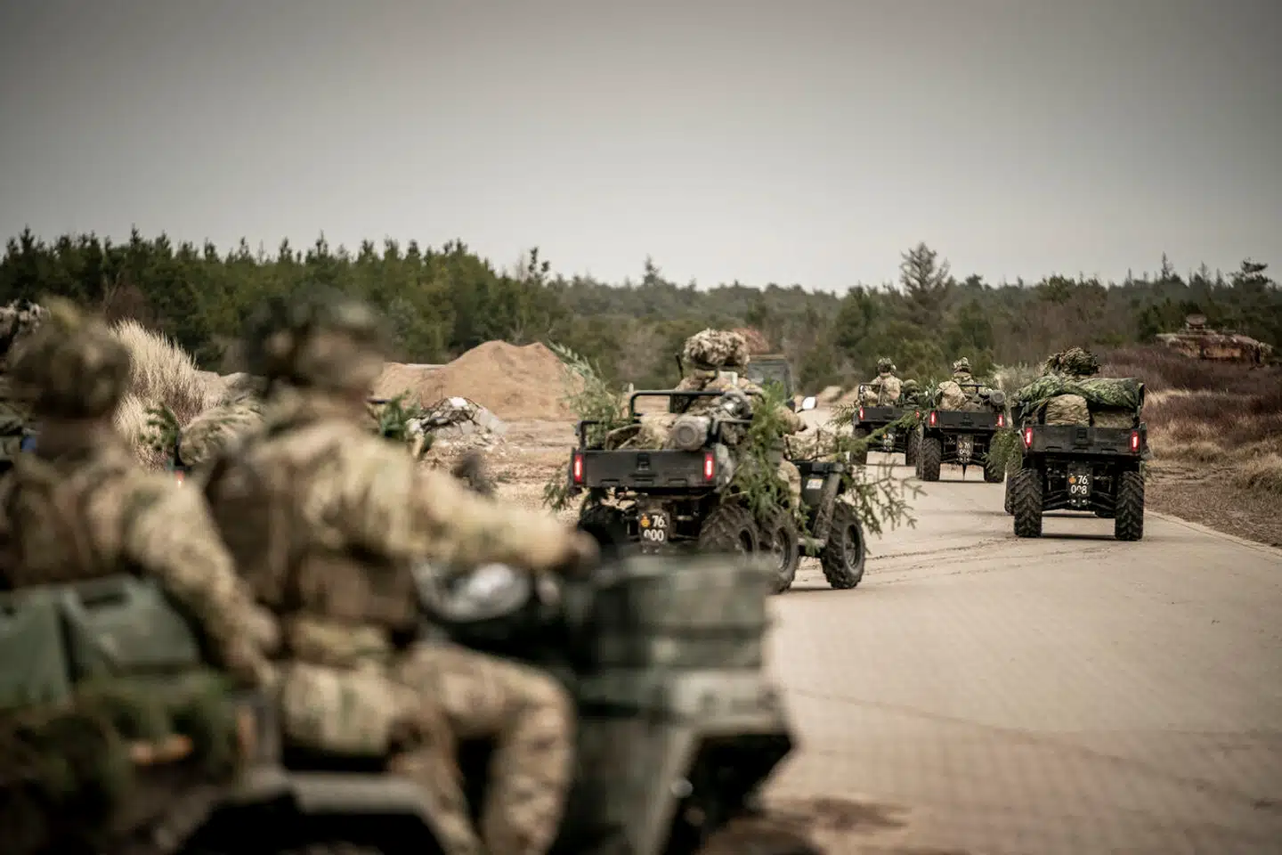 Der skal bruges langt flere penge på krudt og kugler, men Forsvarsministeriet har for ganske nylig fået omfattende kritik for sin økonomistyring.